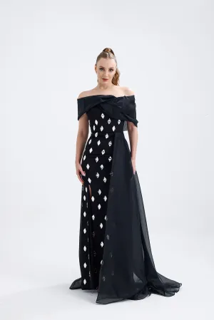 𝐒𝐇𝐄𝐋𝐁𝐘 Off Shoulder Organza Embroidered Long Evening Dress T56751