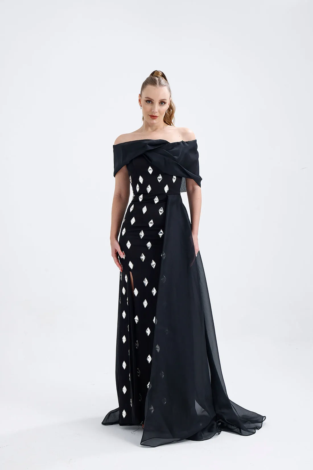 𝐒𝐇𝐄𝐋𝐁𝐘 Off Shoulder Organza Embroidered Long Evening Dress T56751