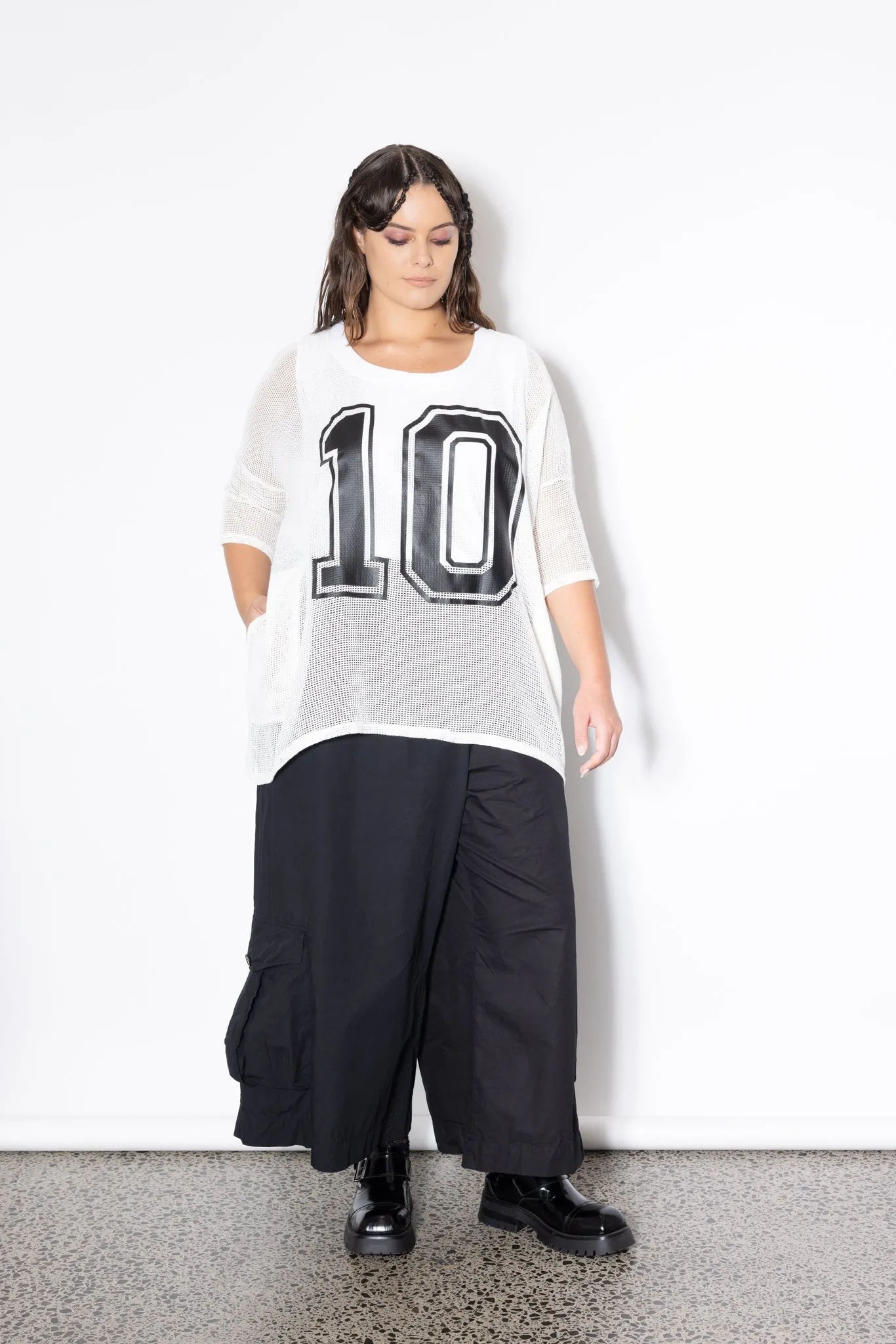 #10 Cream Net Tee