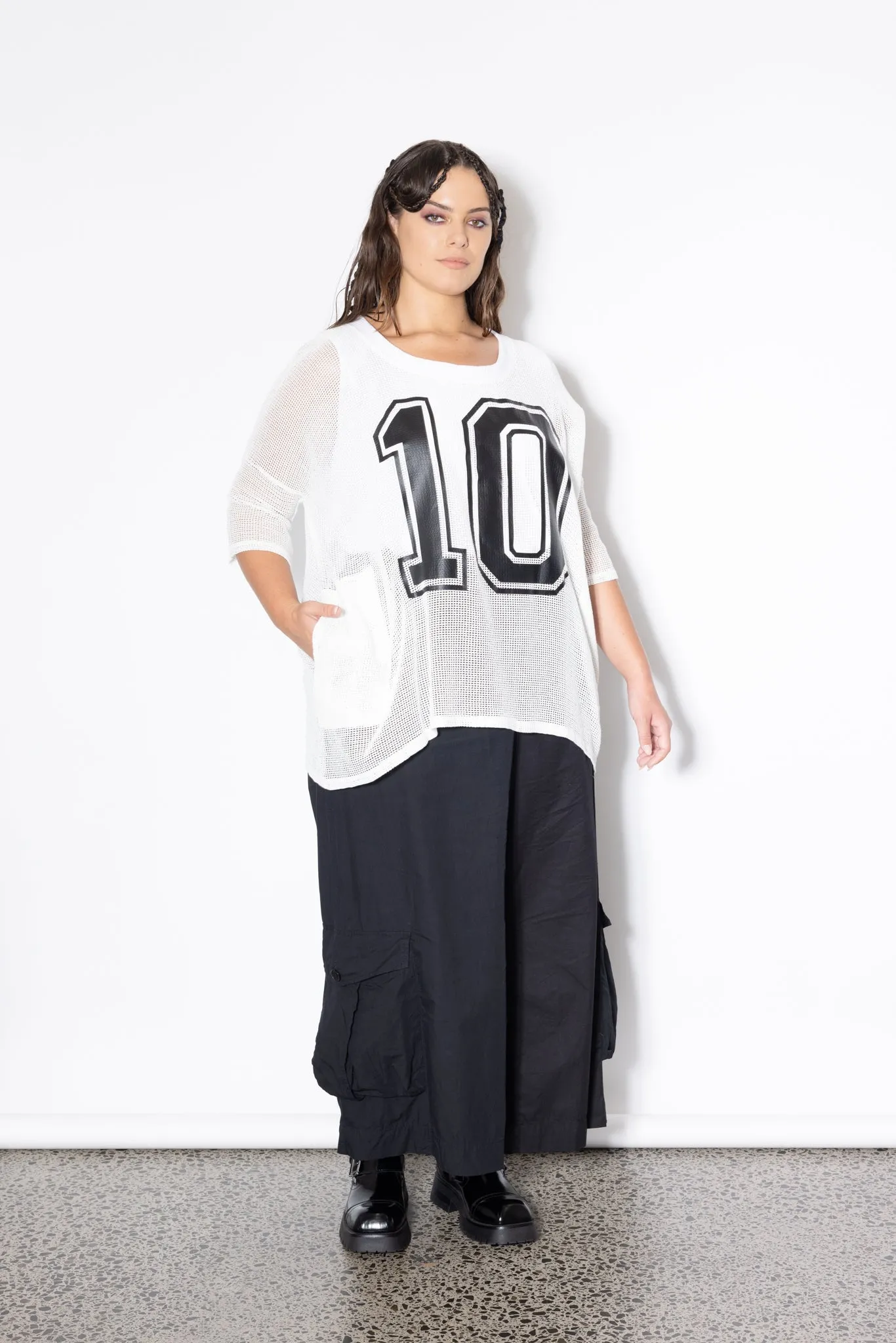 #10 Cream Net Tee