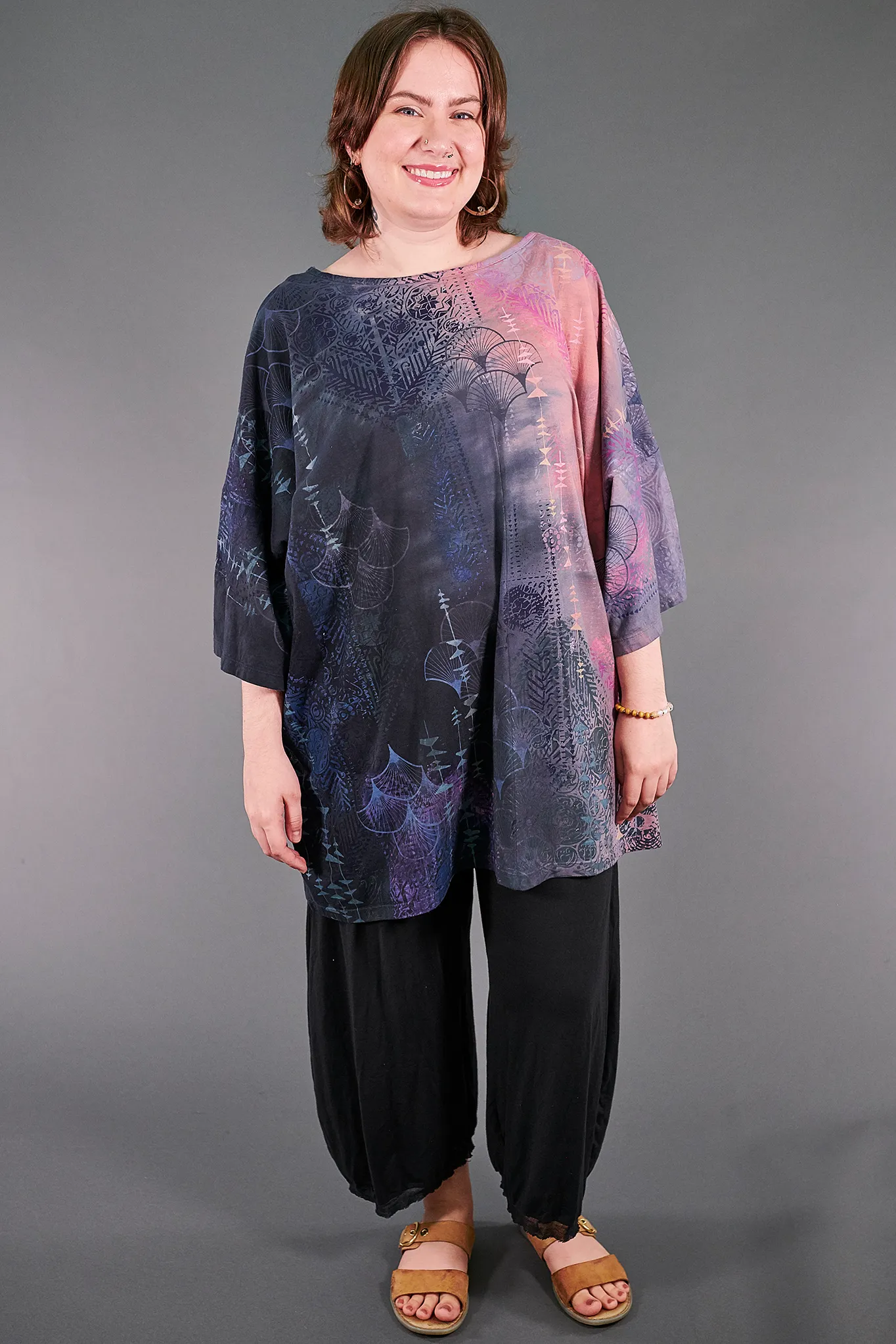 1236HD Line Tee-Dawn/Midnight-Crystal Palace