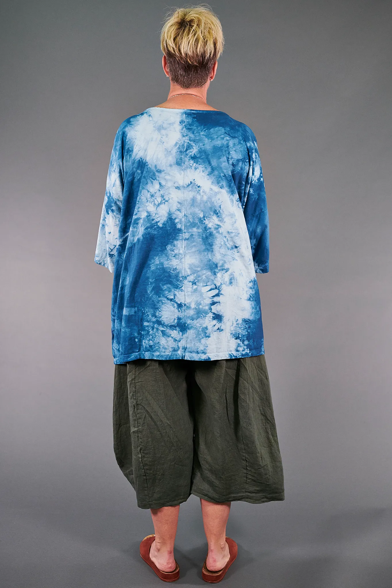 1236HD Line Tee-Mountain Sky-U
