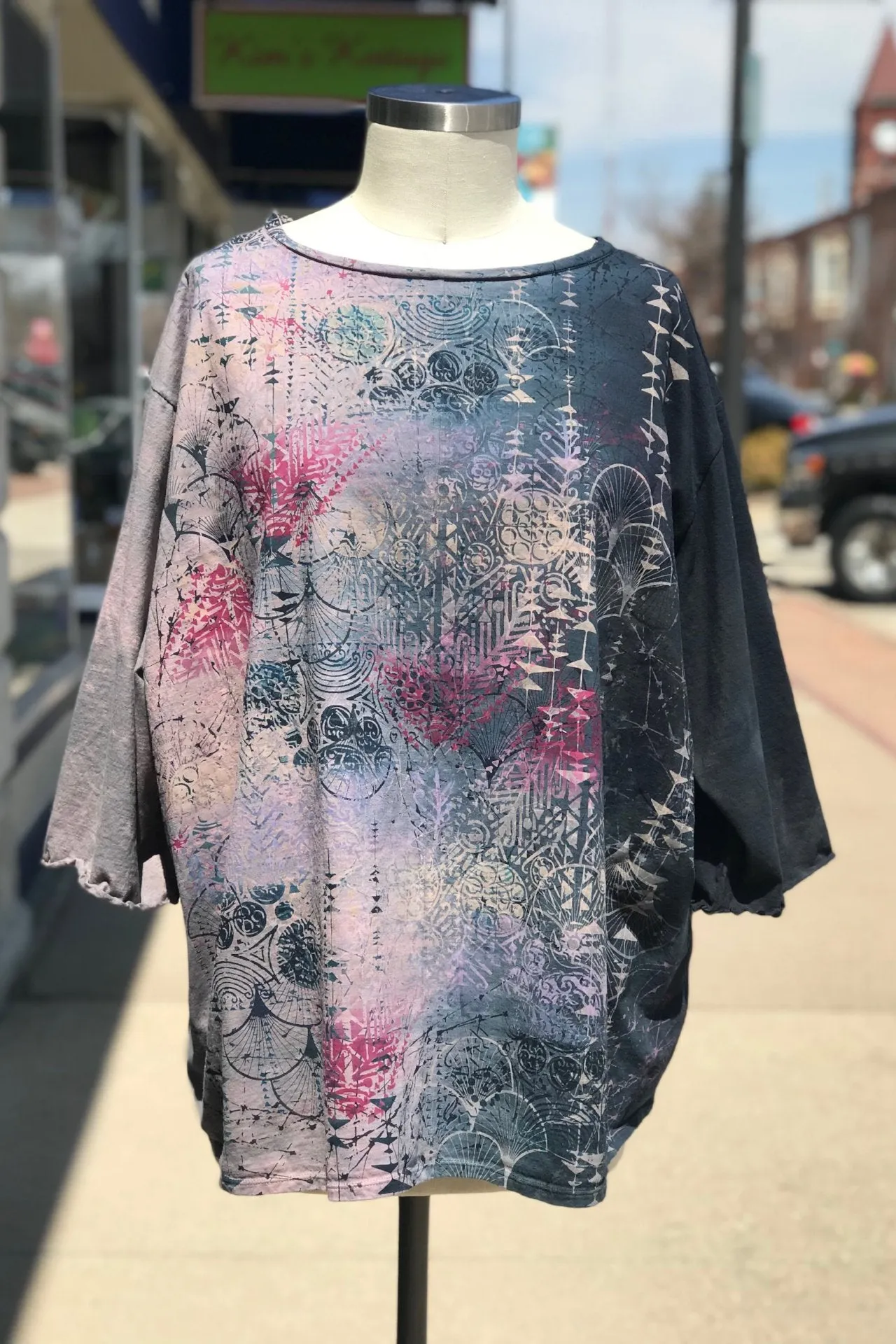 1251 HD Dawn to Midnight Symphony Hand Dyed Line Tee P