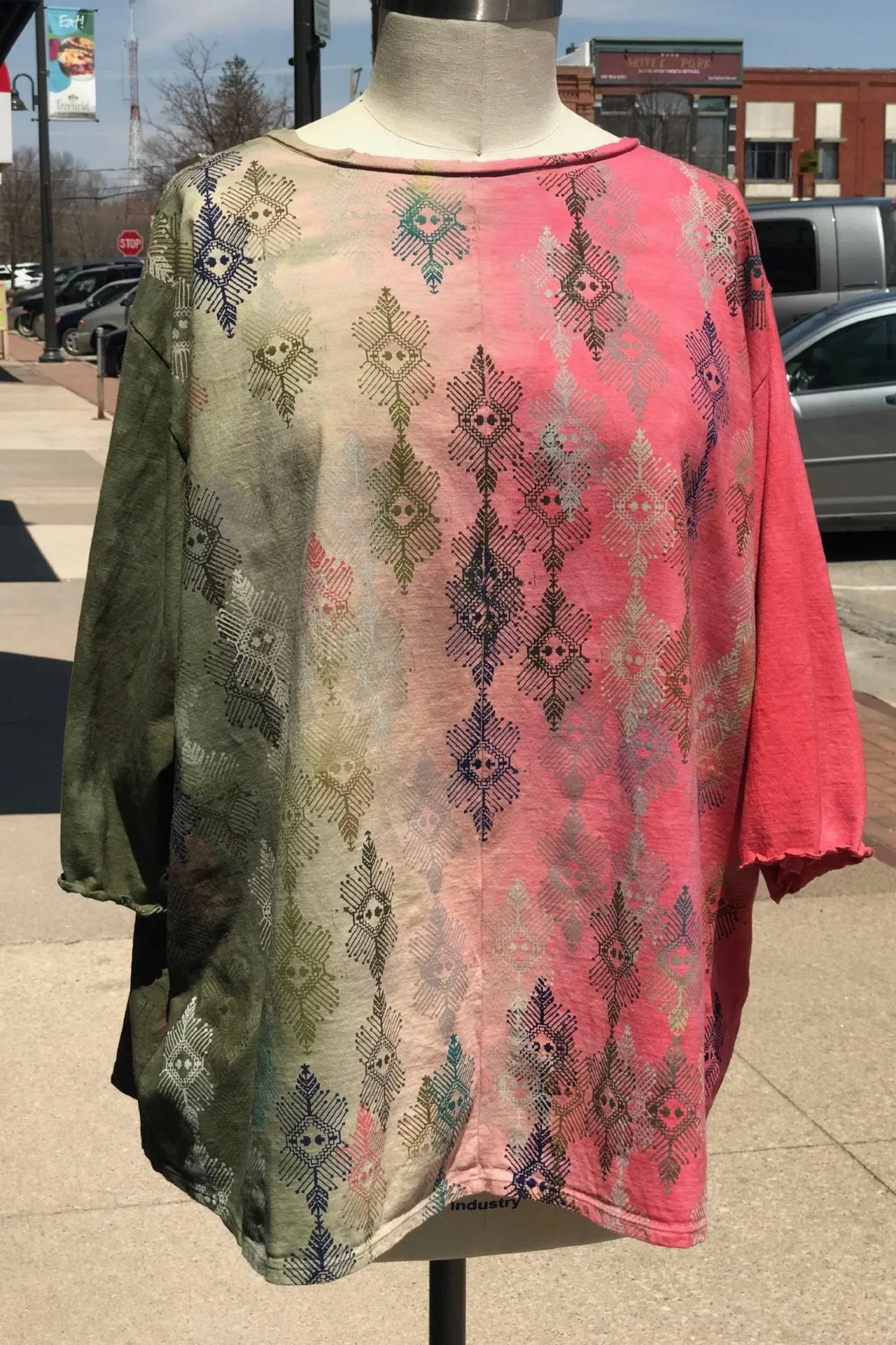 1251 HD Forest Pink Coral Textile Dream Hand Dyed Line Tee-P