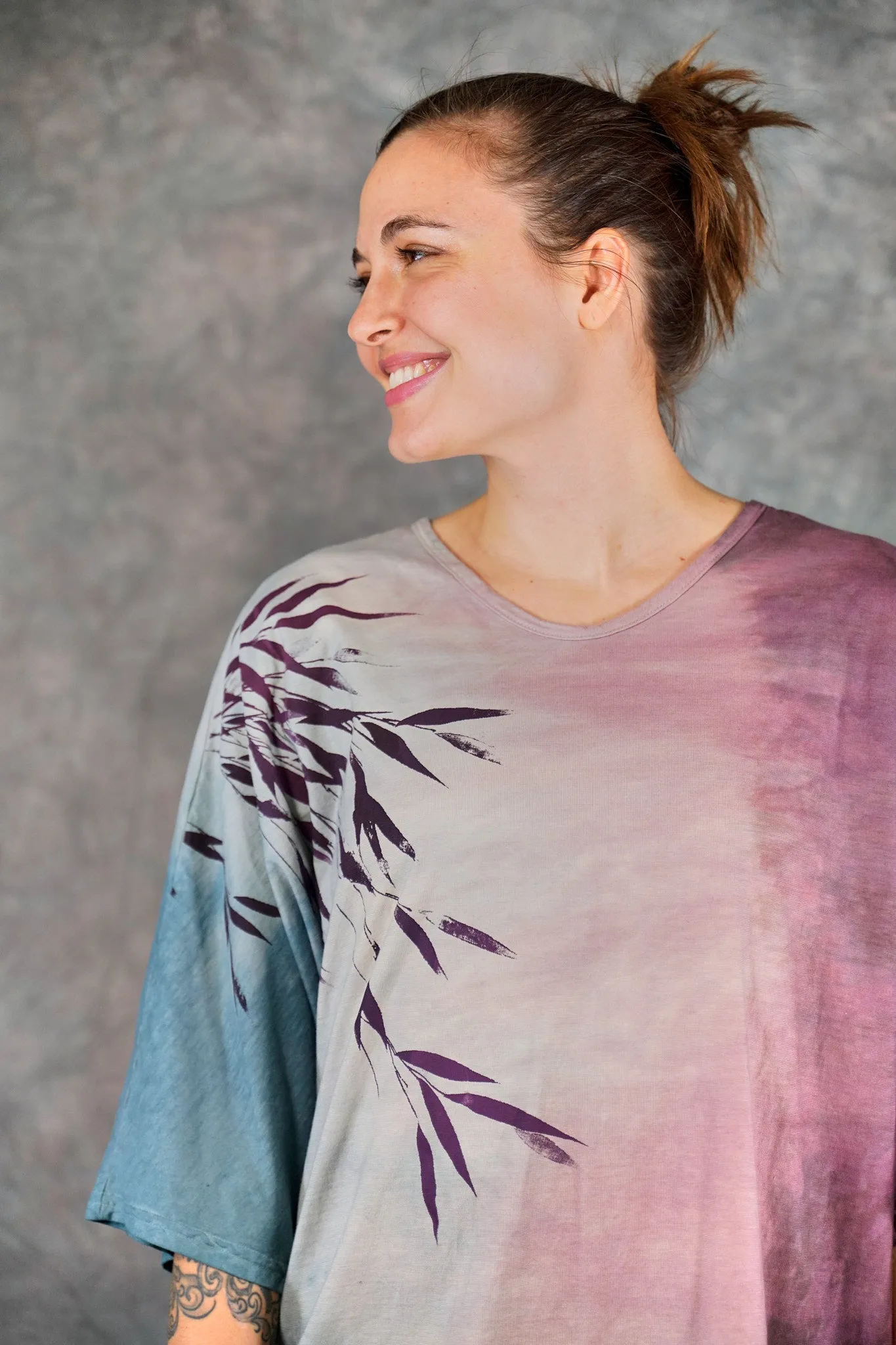 1564HD Euro Slim Fit Art Tunic Sakura