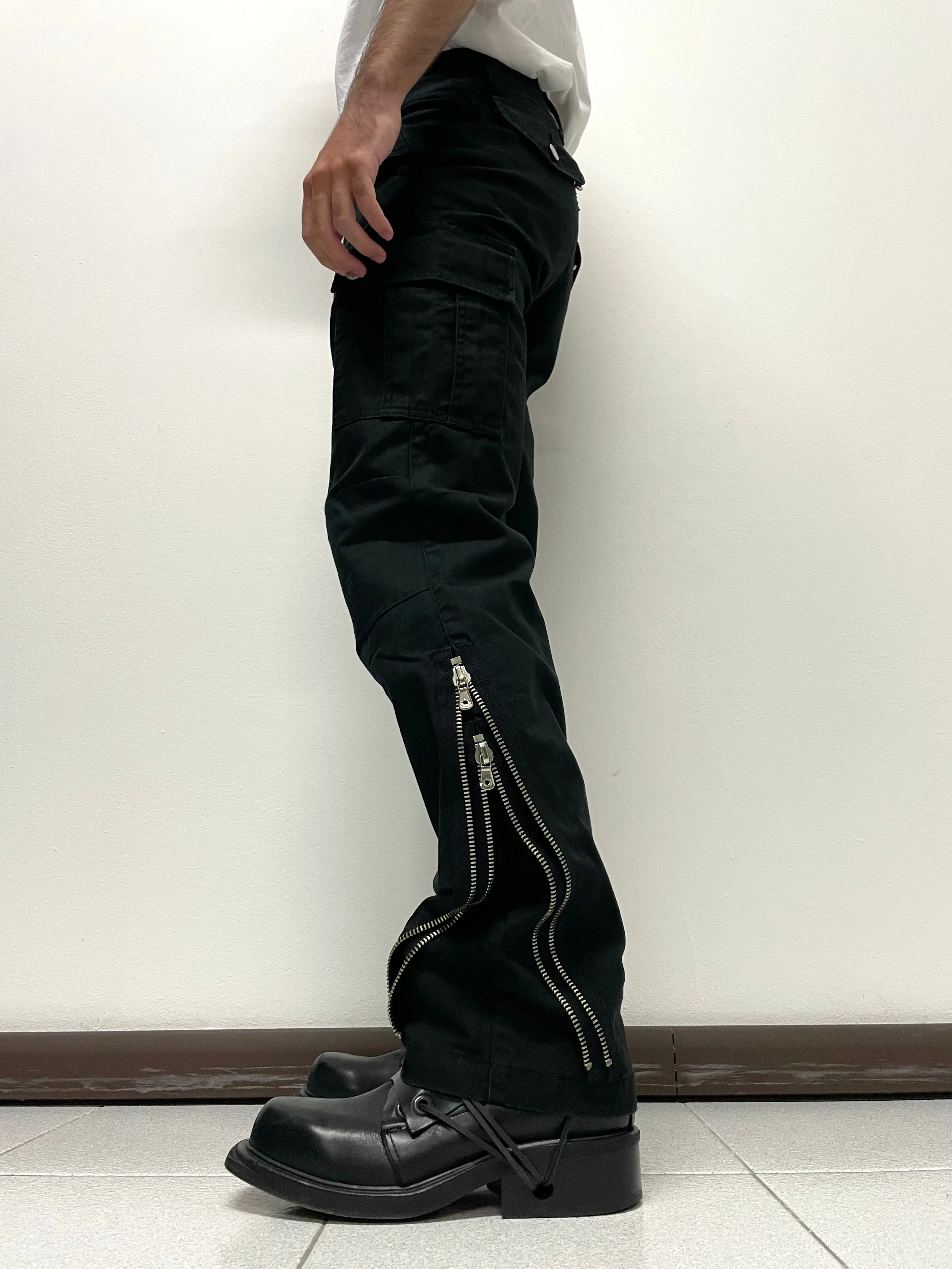 2000s Dolce & Gabbana zipper cargo pants