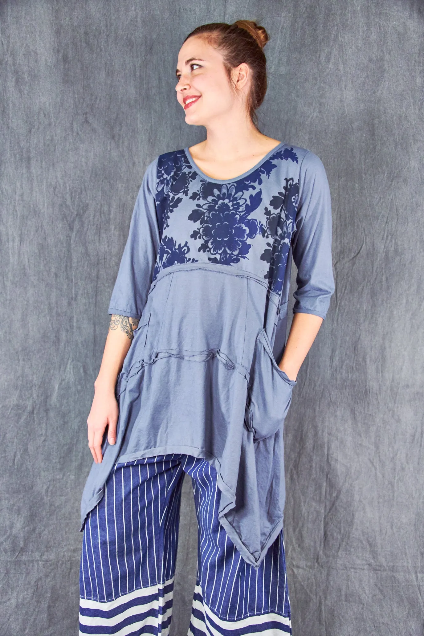 2222 Raw Seam Vector Rain-Delft