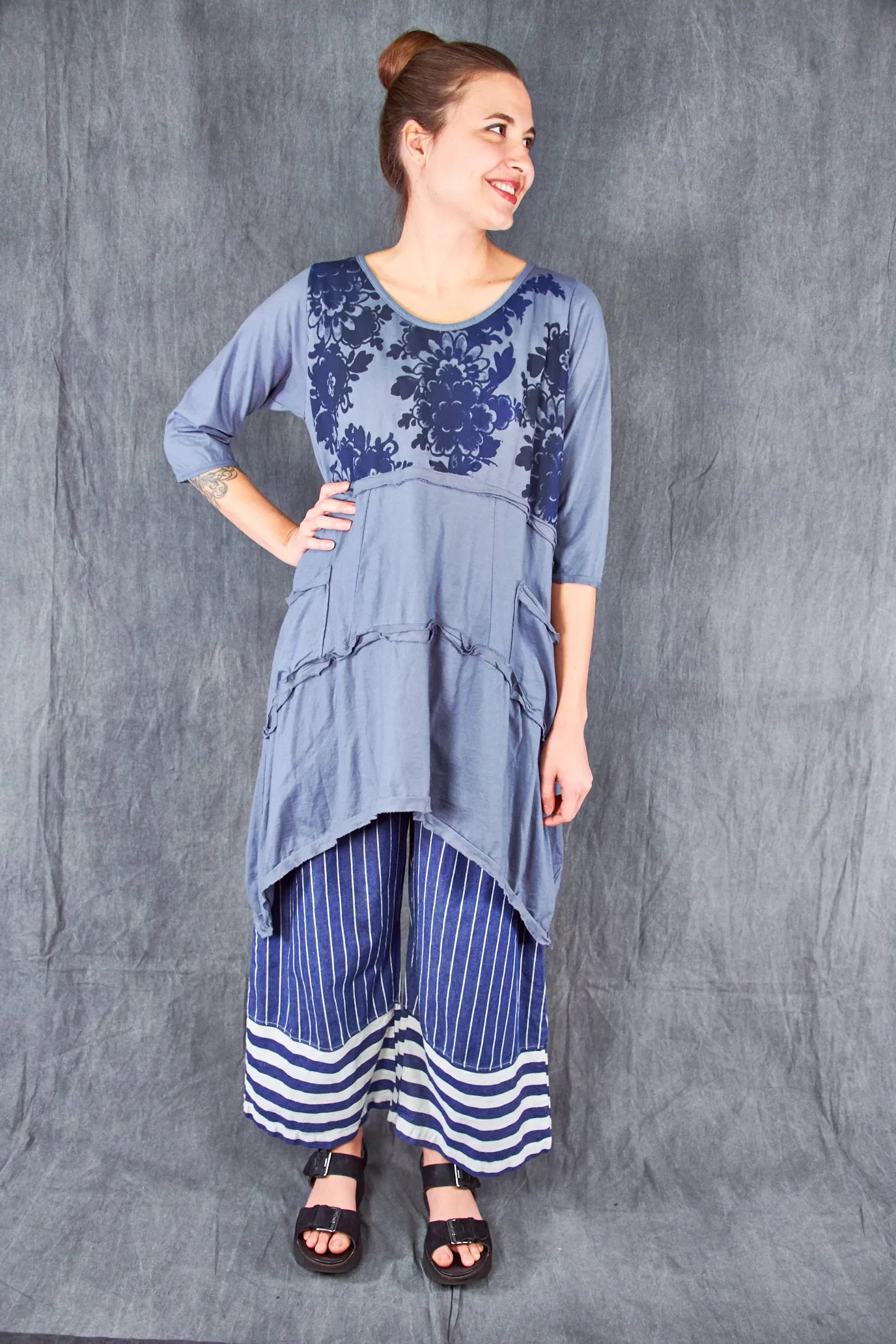 2222 Raw Seam Vector Rain-Delft