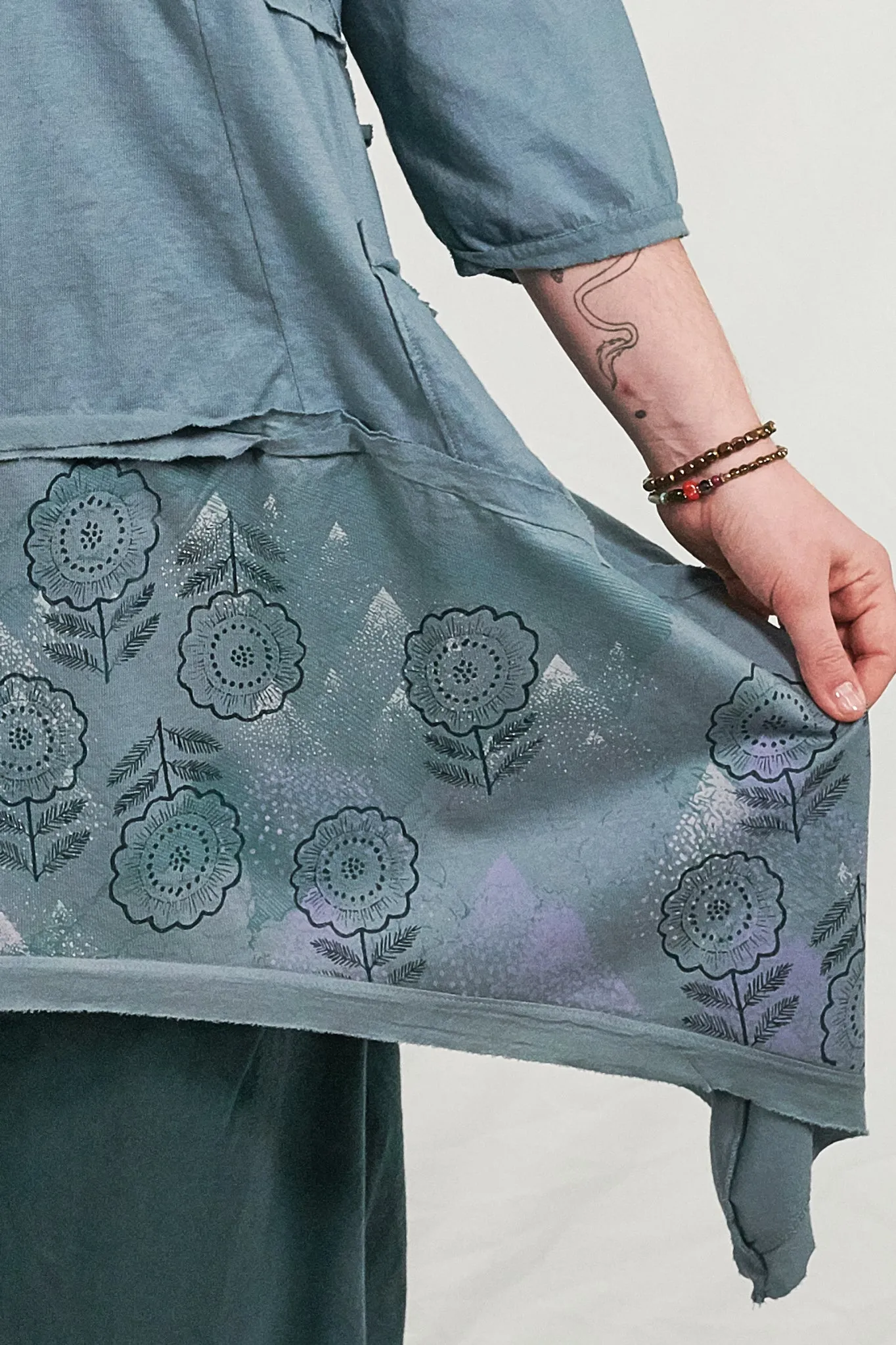2222 Vector Tunic Sky-P