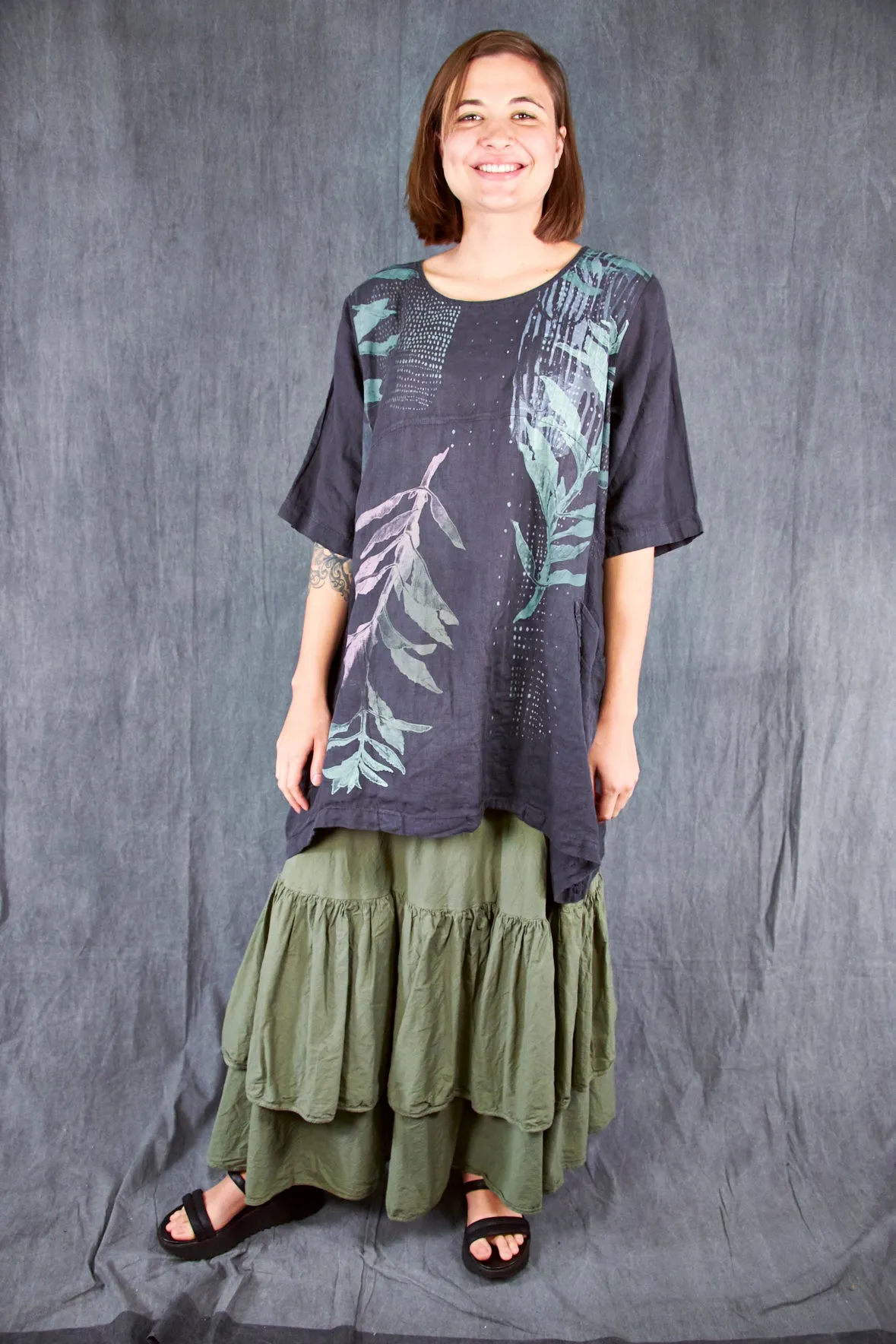 2270 Seaside Linen Tunic Black Sand-P