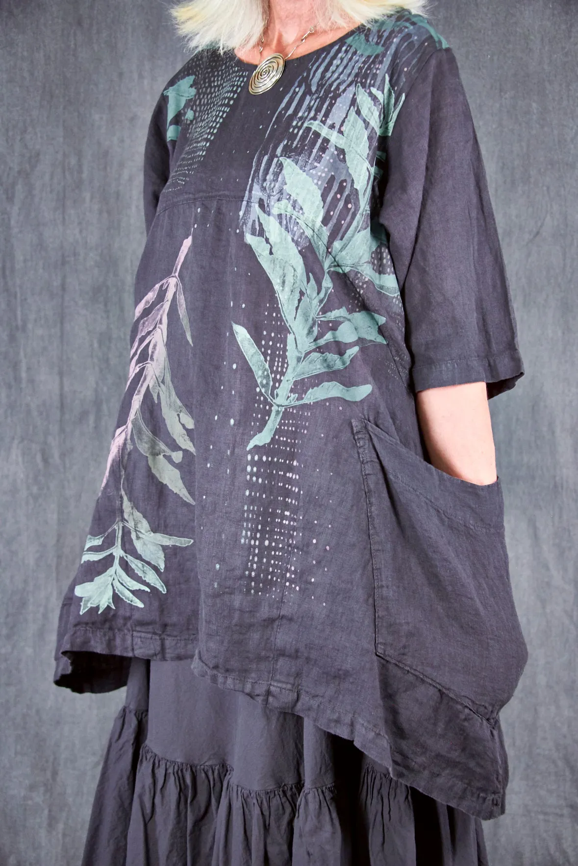 2270 Seaside Linen Tunic Black Sand-P