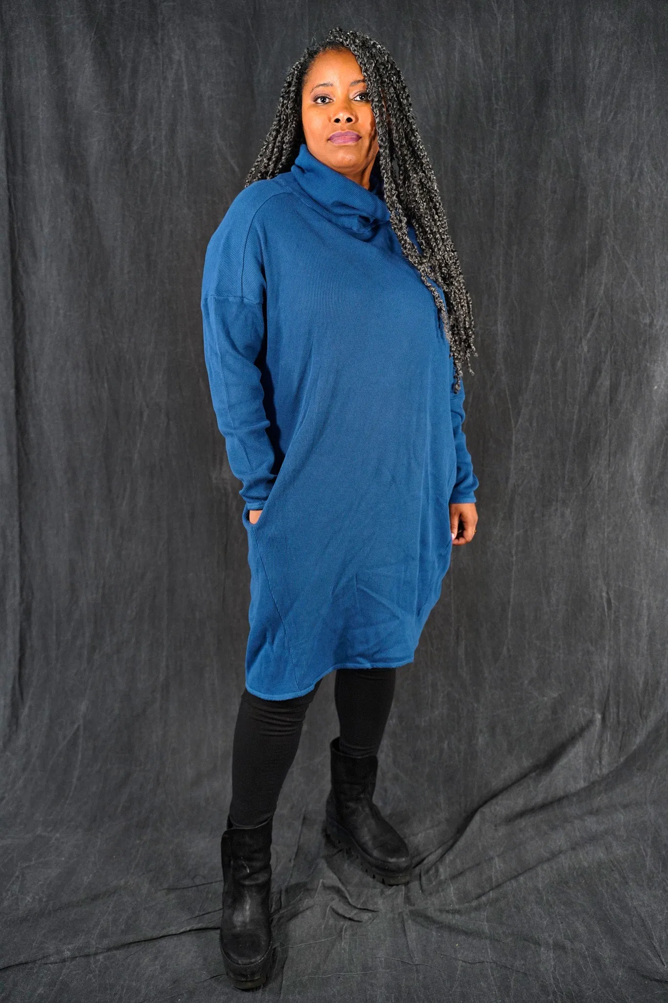 2327 Landscape Tunic Joy Bird-U