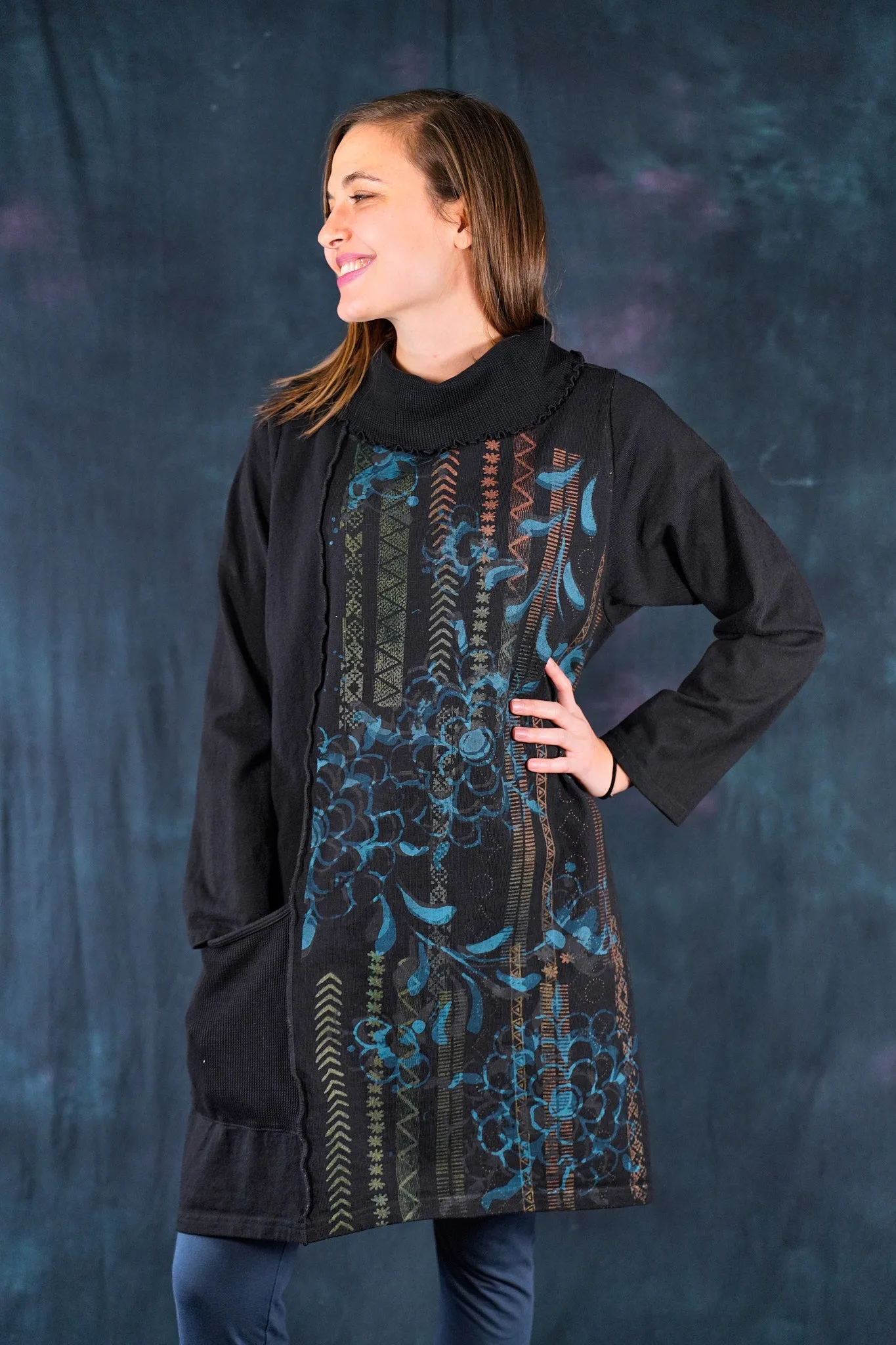 2362 Heavy Eco Cotton Pocket Tunic Francesca Black-P