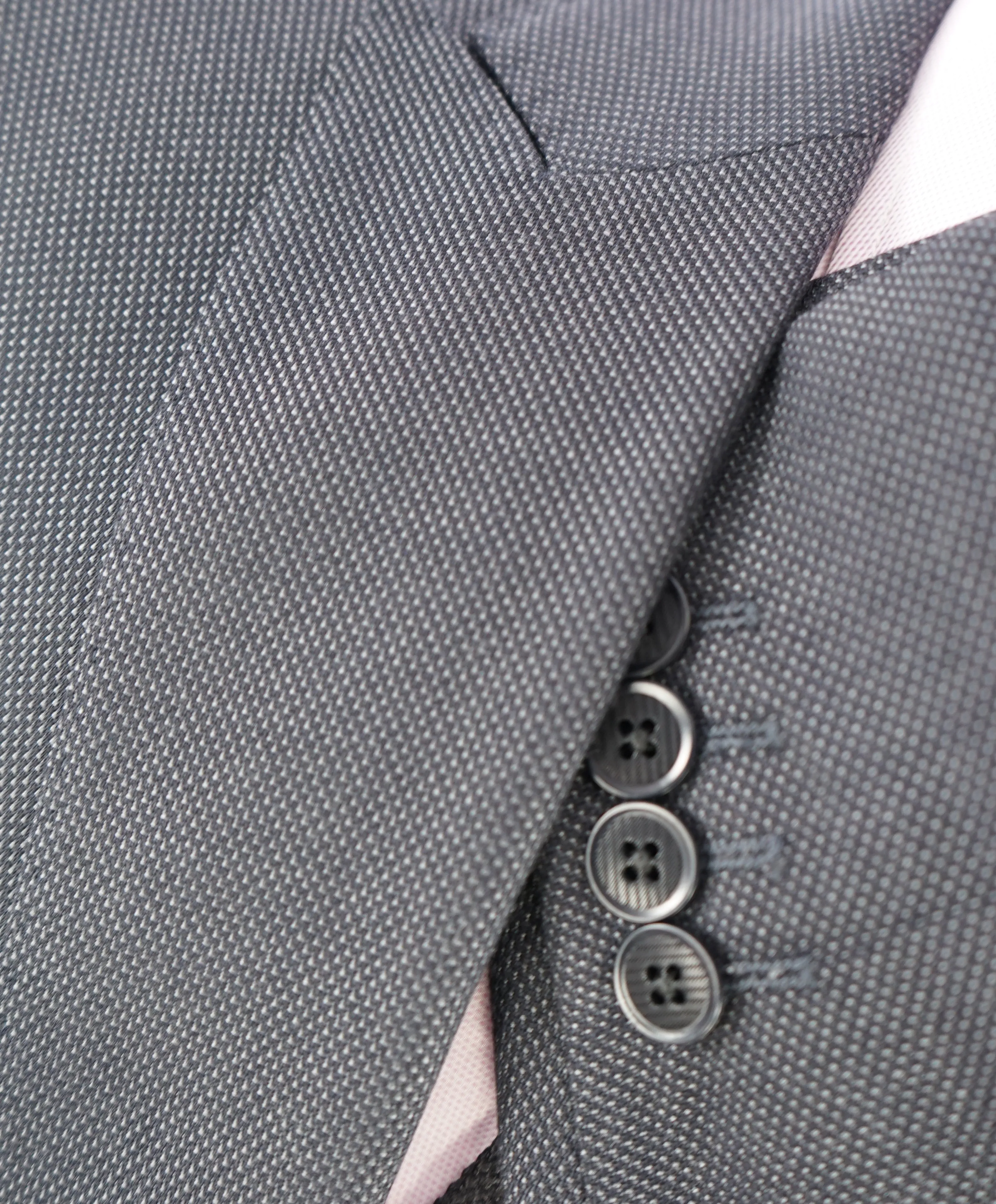 ARMANI COLLEZIONI - M Line "Stardust" Gray Wide Peak Lapel Suit - 44R