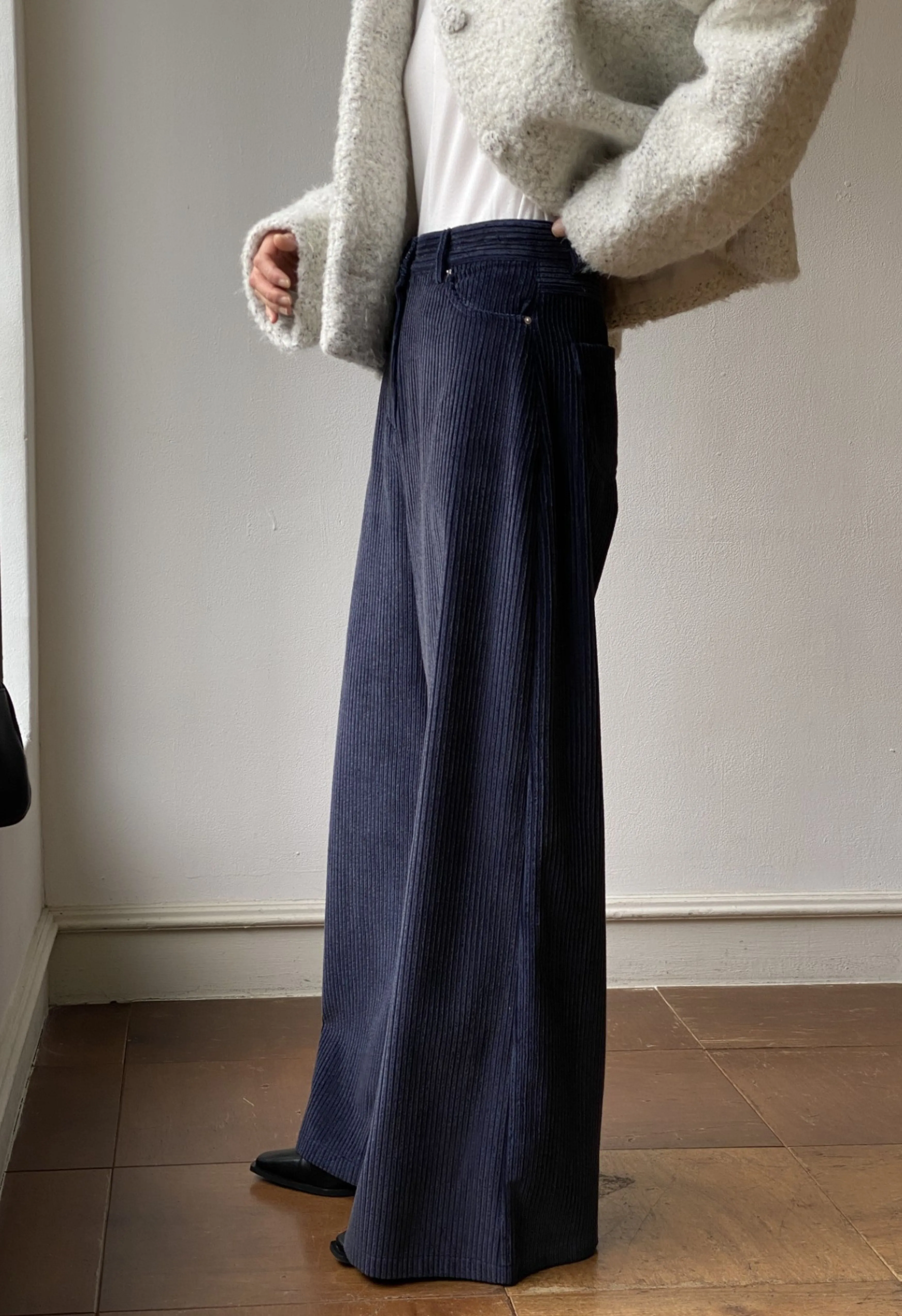 Chan Corduroy Pants on Navy Blue
