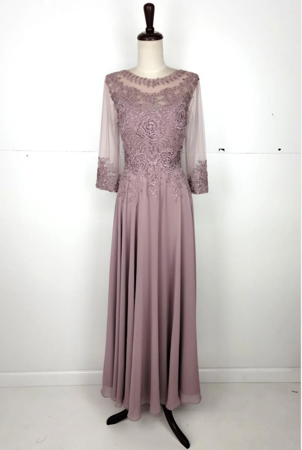 Chicas Mother of the Bride Gown J024
