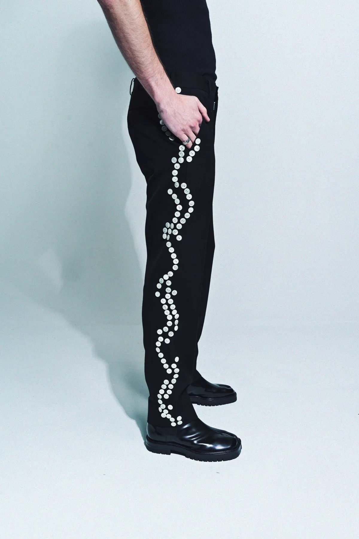 COMME DES GARCONS HOMME PLUS | BUTTONED PANTS