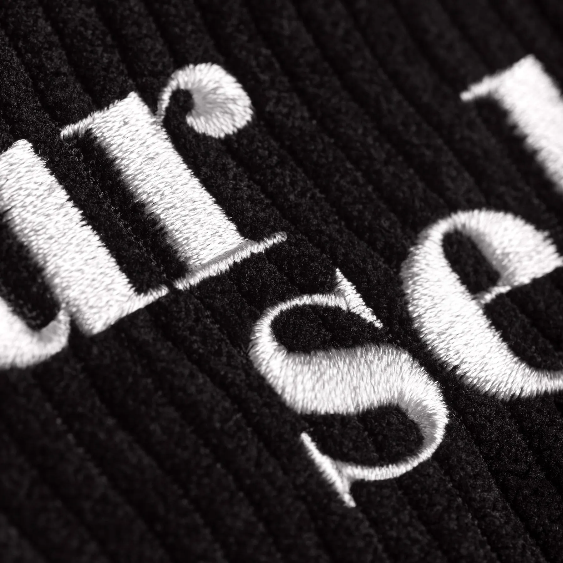 Corduroy Beauty - Black