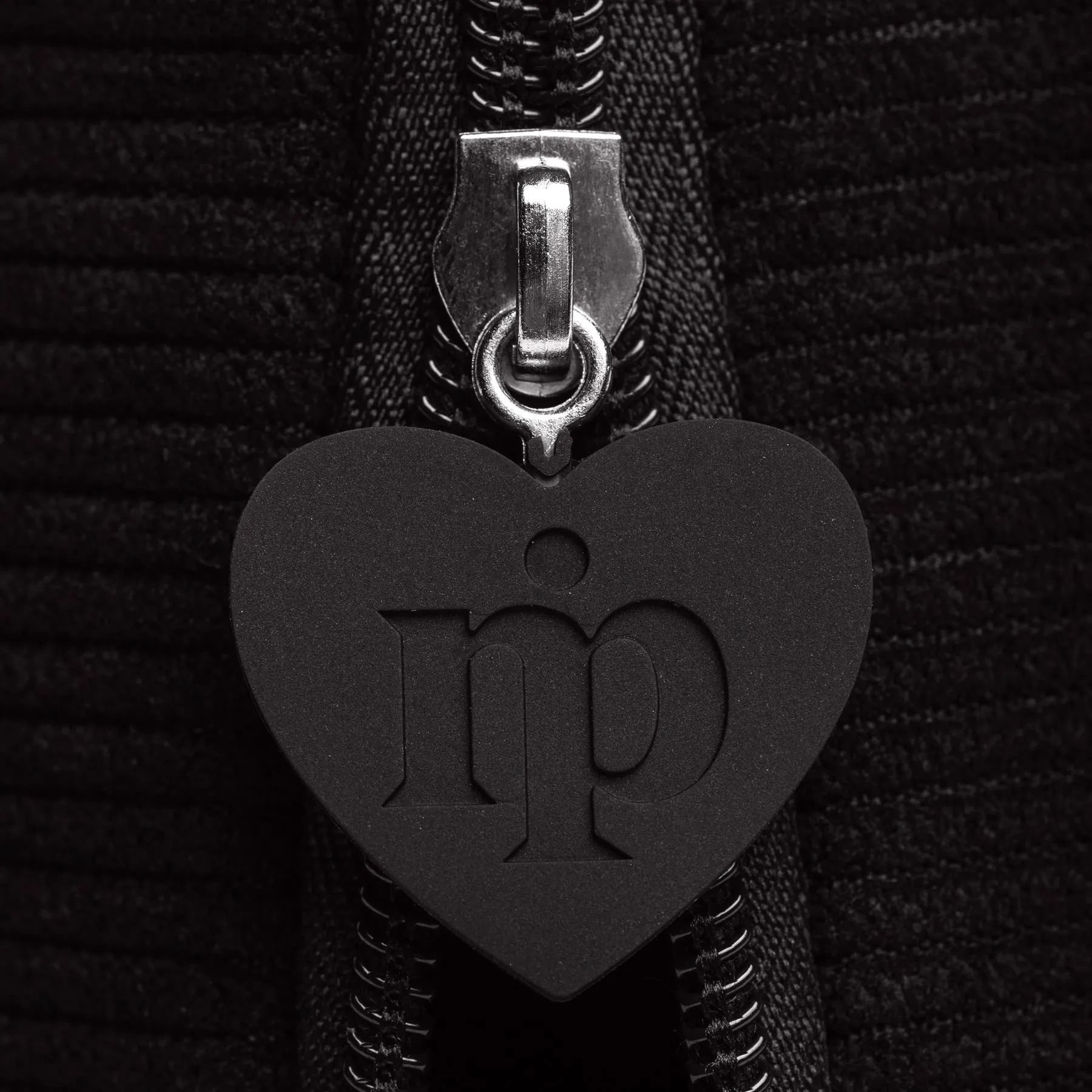 Corduroy Beauty - Black