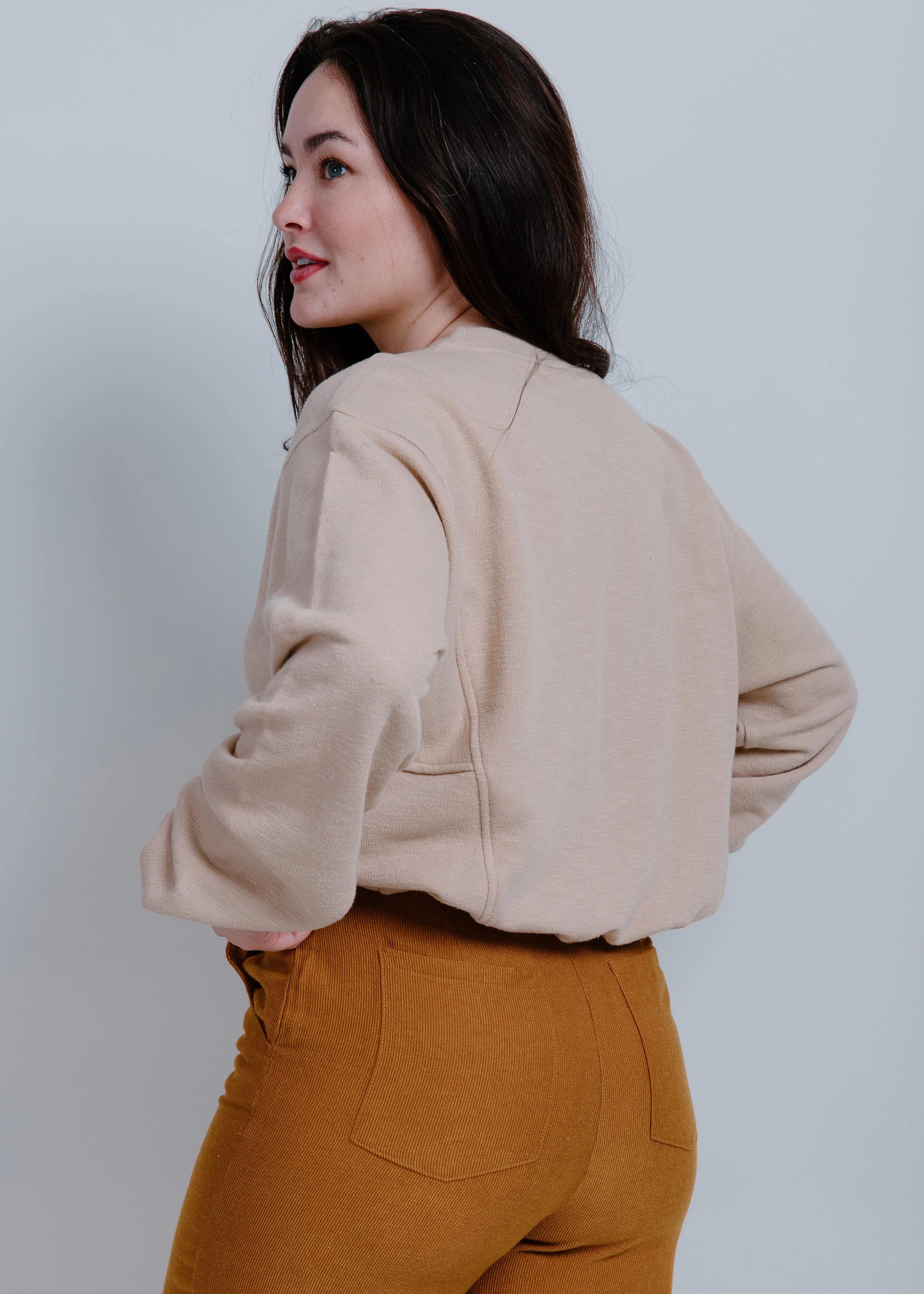 Daphne Cropped Crewneck - Taupe