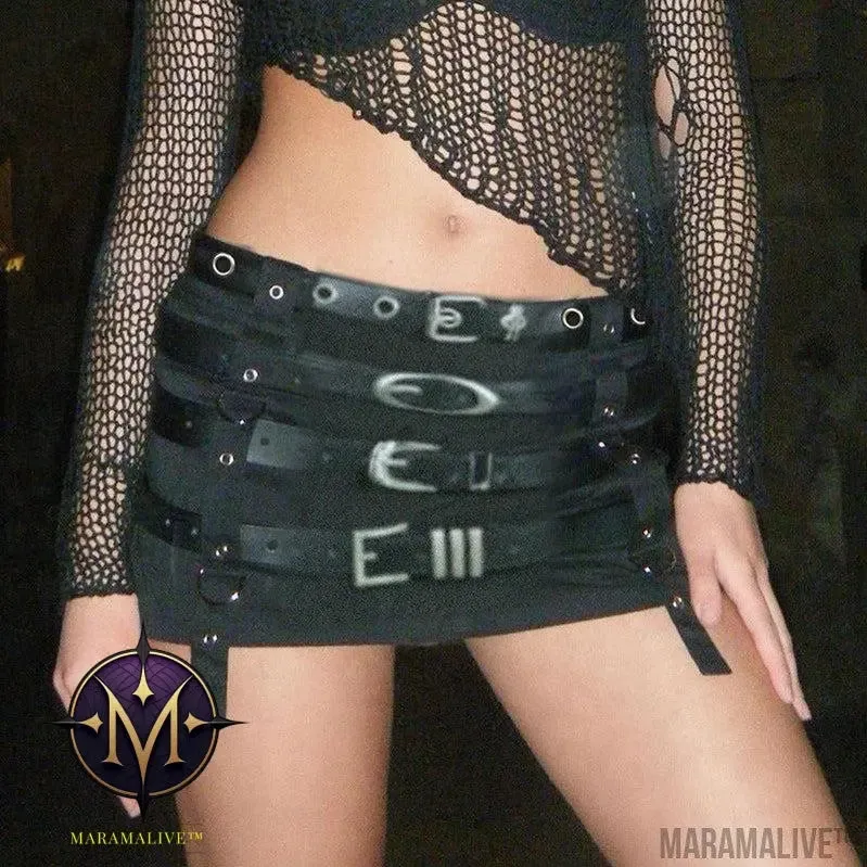 Dark Punk Design Sense Belt Splicing Skirt