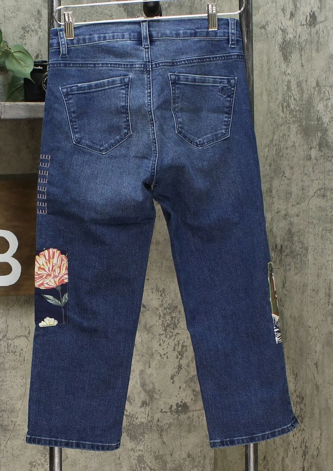 DG2 by Diane Gilman Women's Classic Stretch Embroidered Cropped Jeans