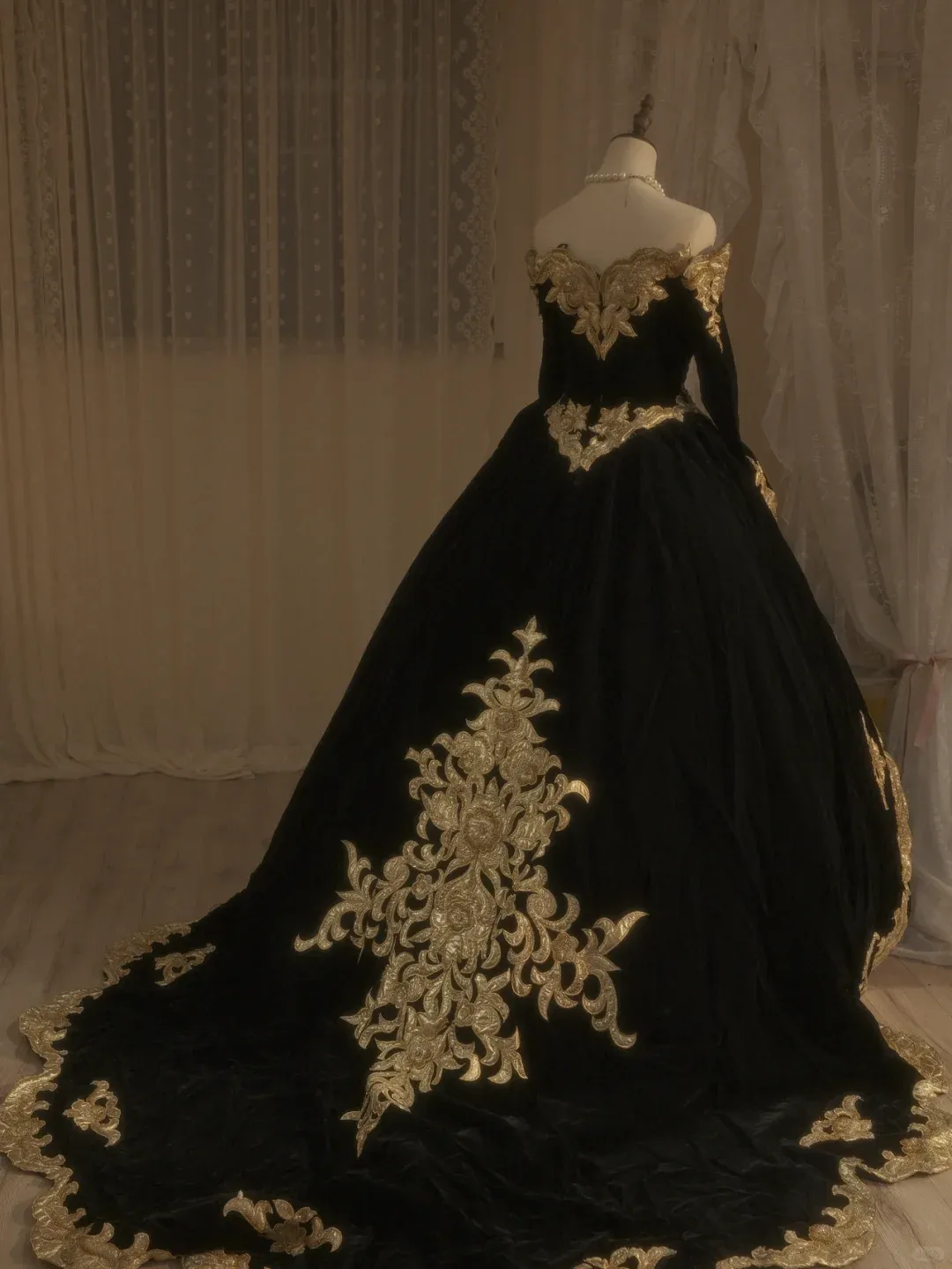Elegant Black Off Shoulder Long Sleeves Quinceanera Dress Birthday Ball Gown, DP5154