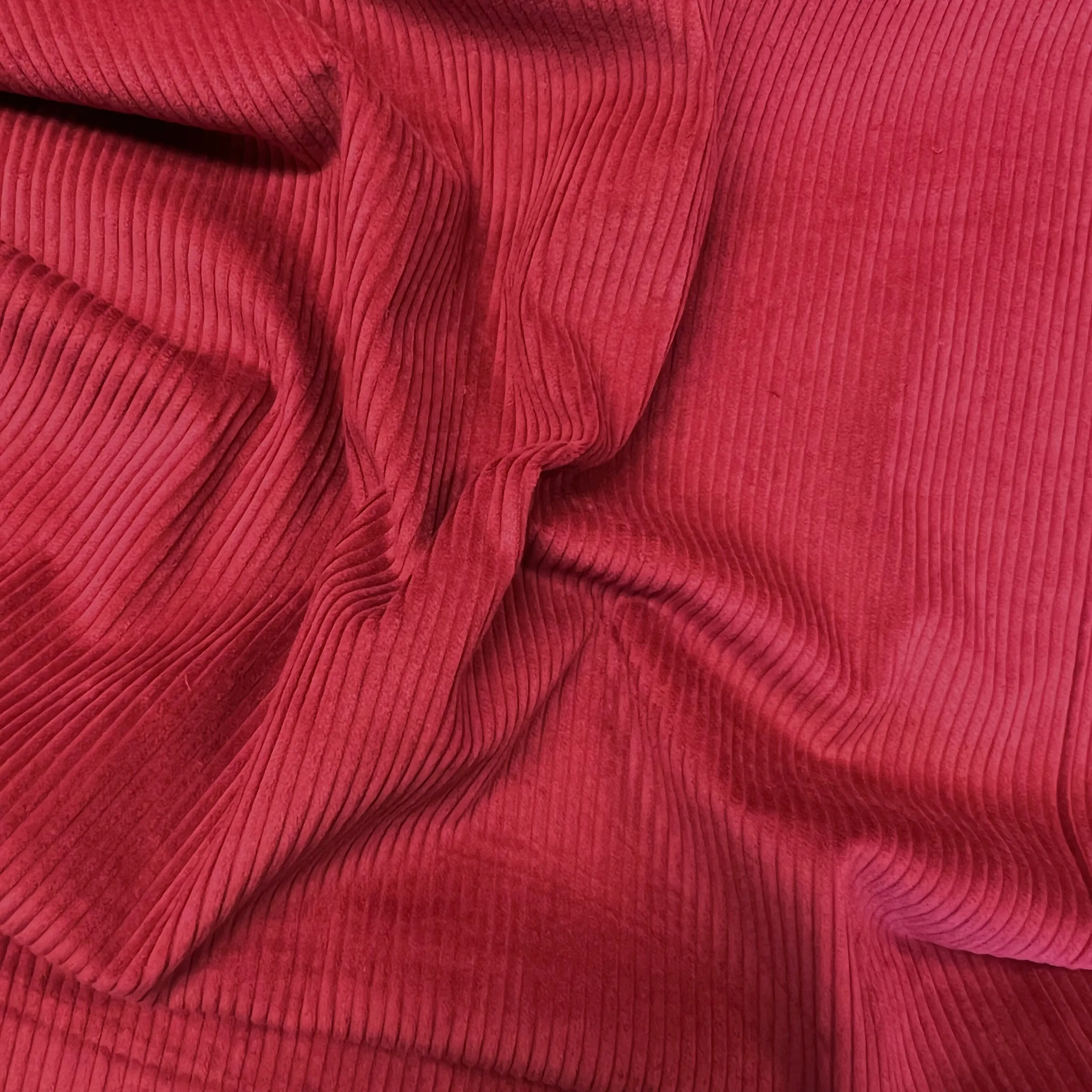Finnella Washed Corduroy | 5 Whale | Dark Red