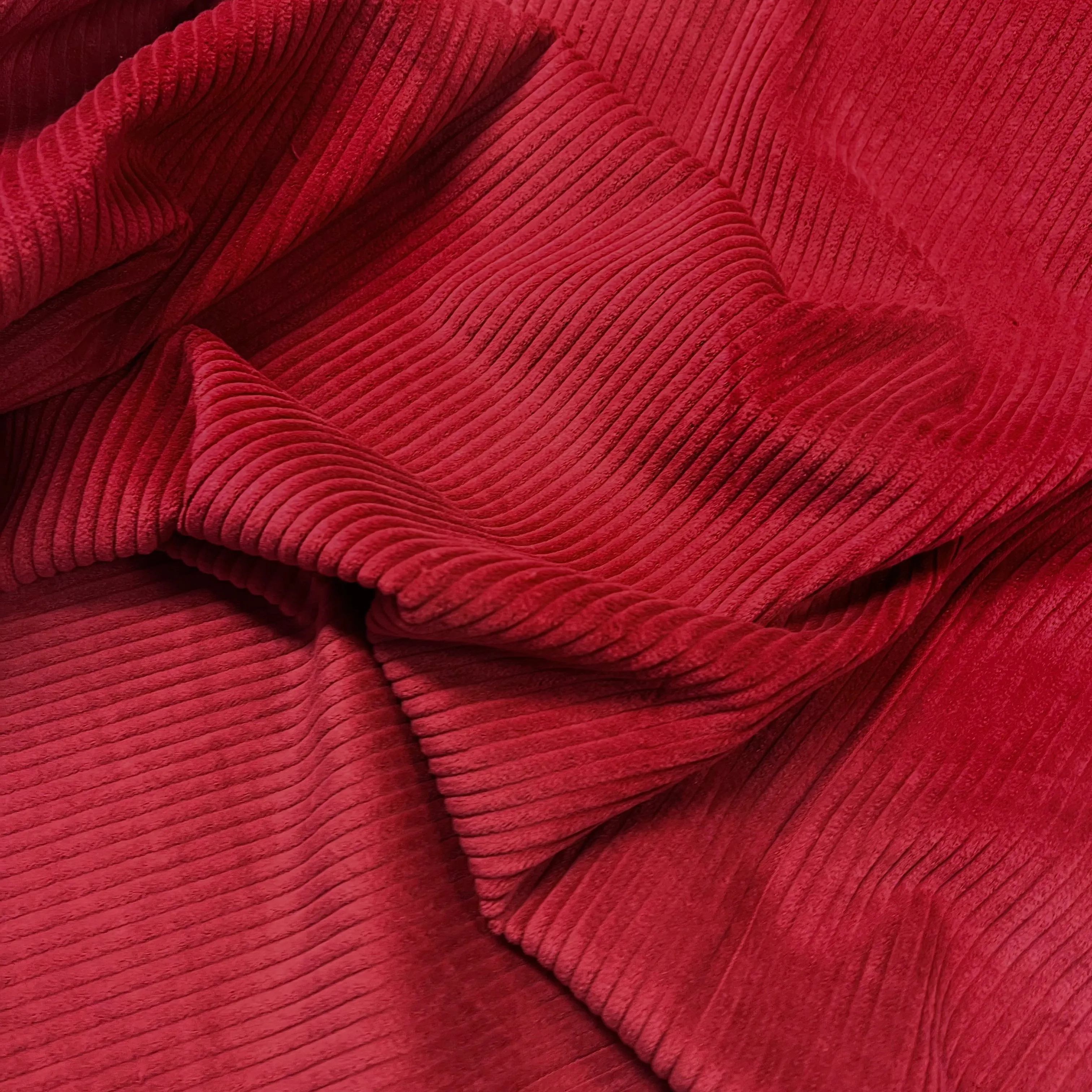 Finnella Washed Corduroy | 5 Whale | Dark Red