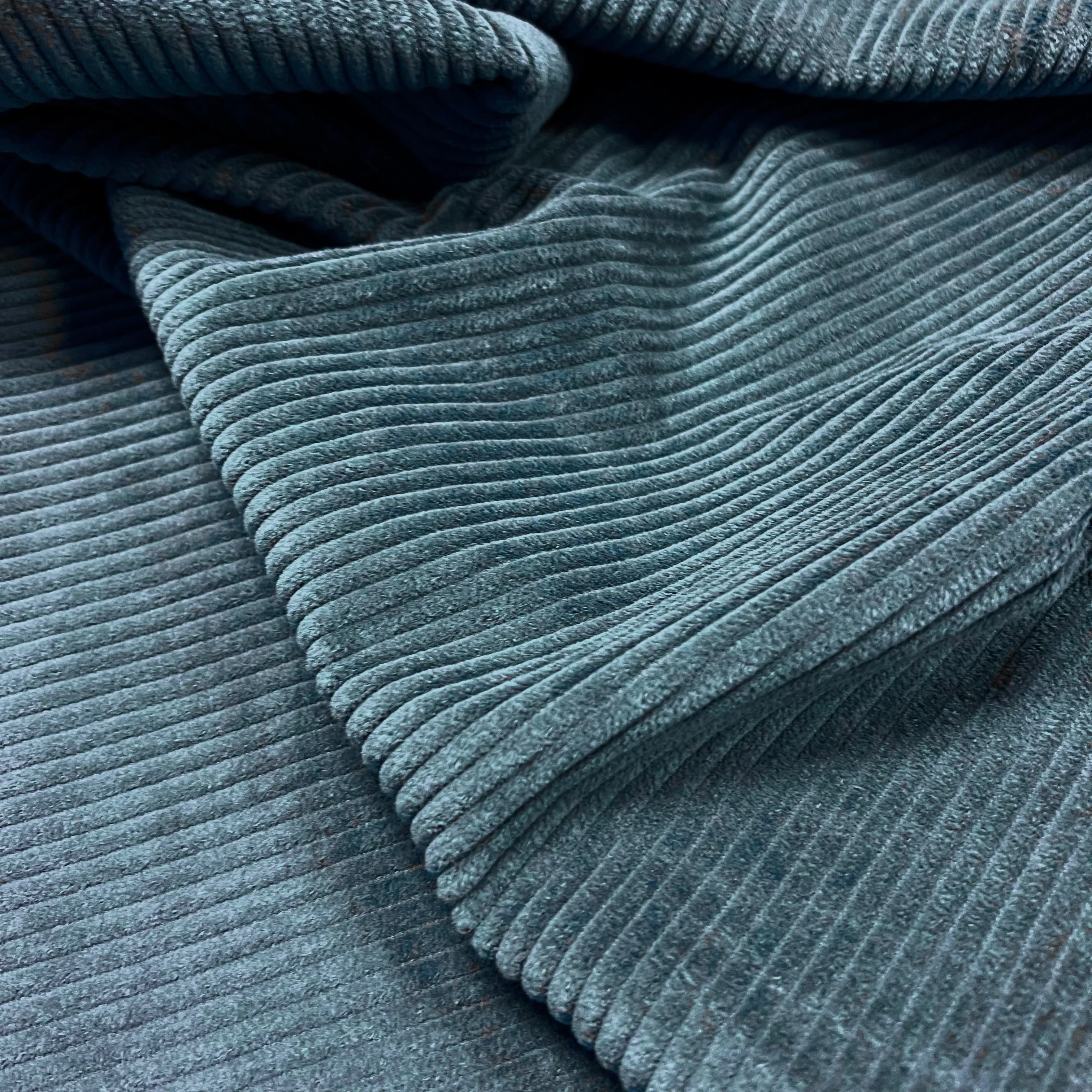 Finnella Washed Corduroy | 5 Whale | Teal