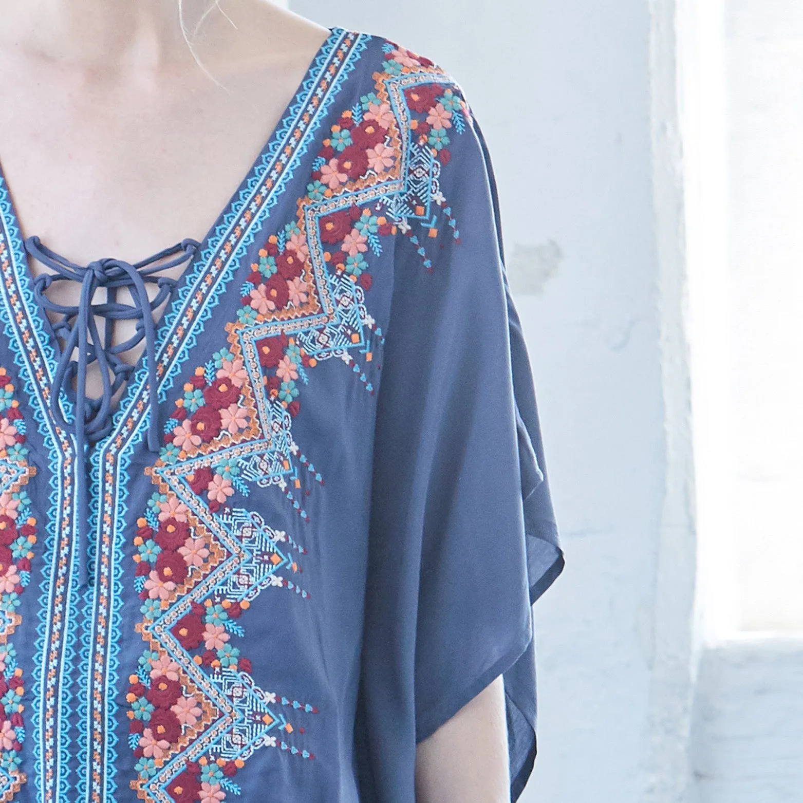 Florid Embroidery Kimono Top