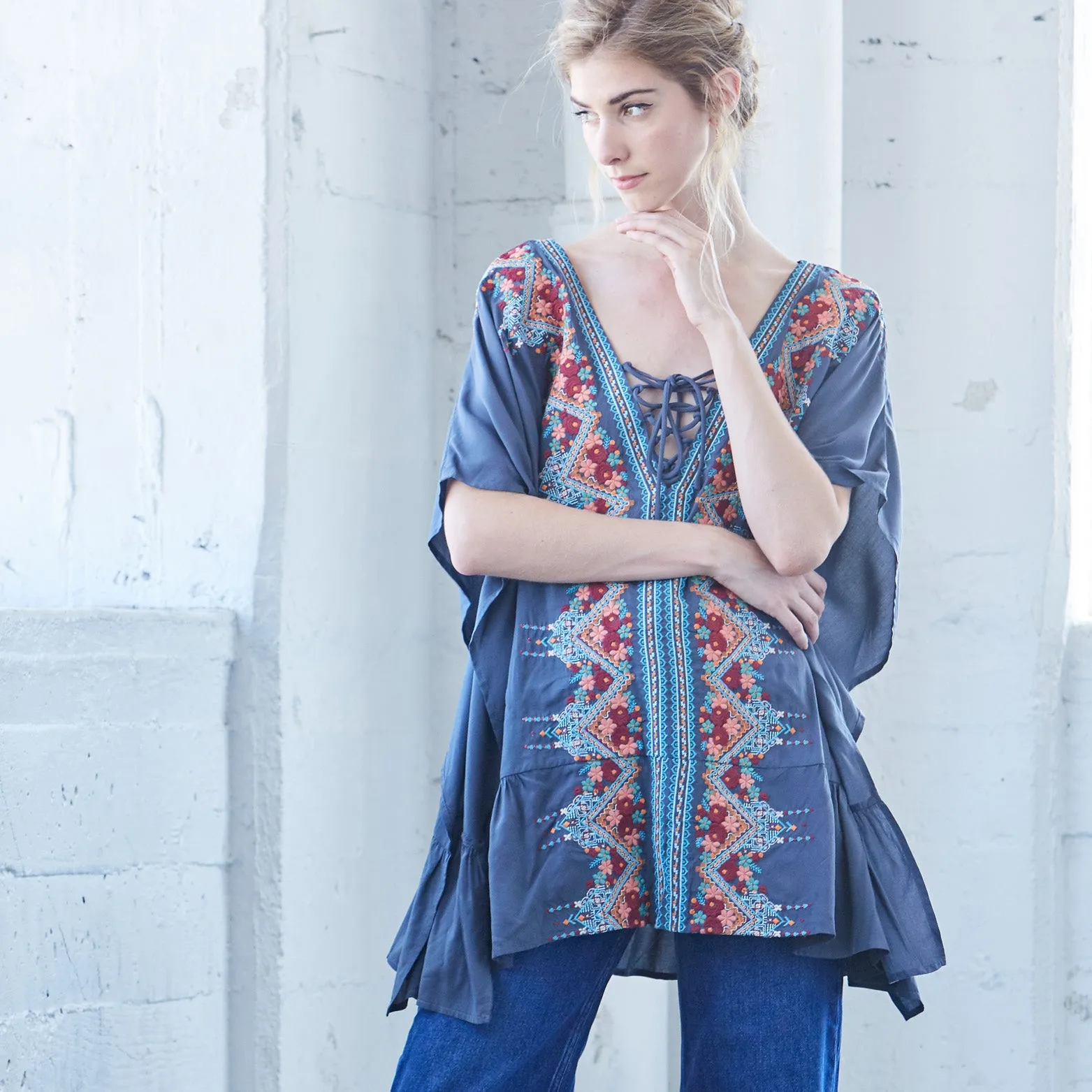 Florid Embroidery Kimono Top