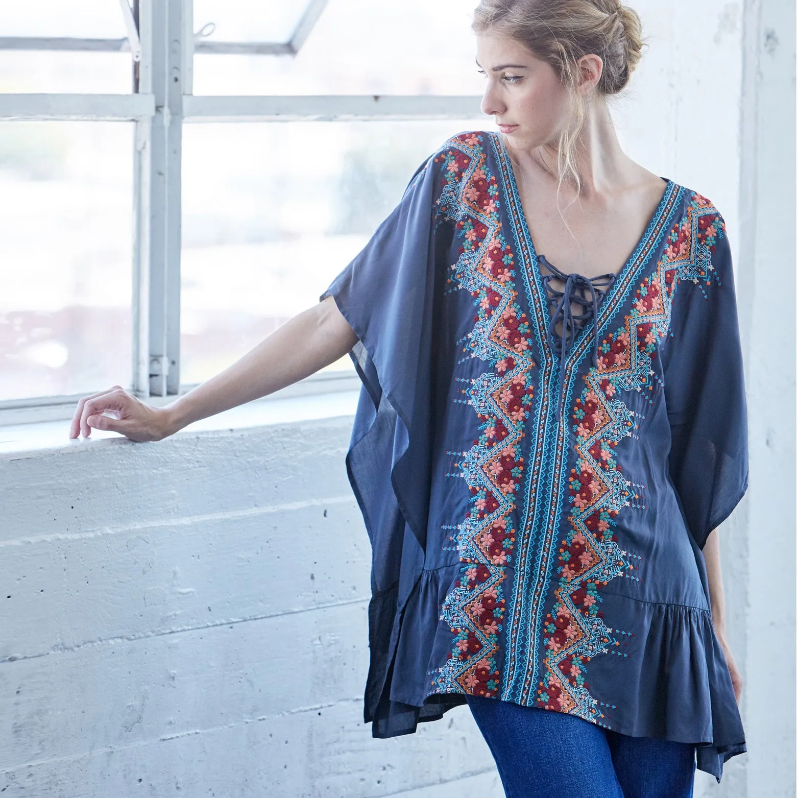 Florid Embroidery Kimono Top