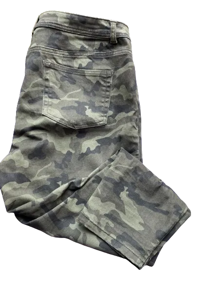 George Camouflage Capris