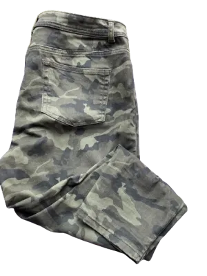 George Camouflage Capris