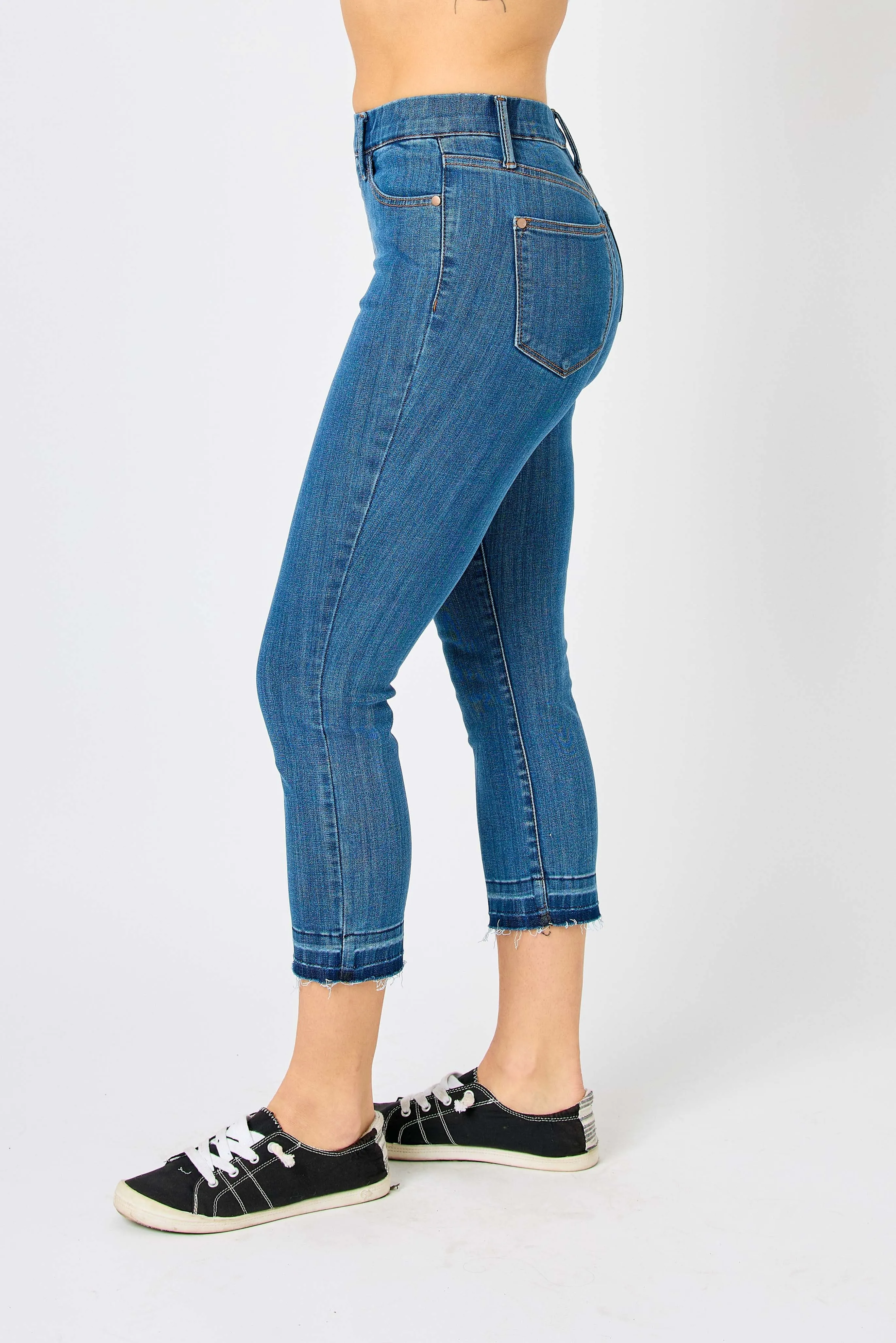 High Waist Pull on Capri Jeans
