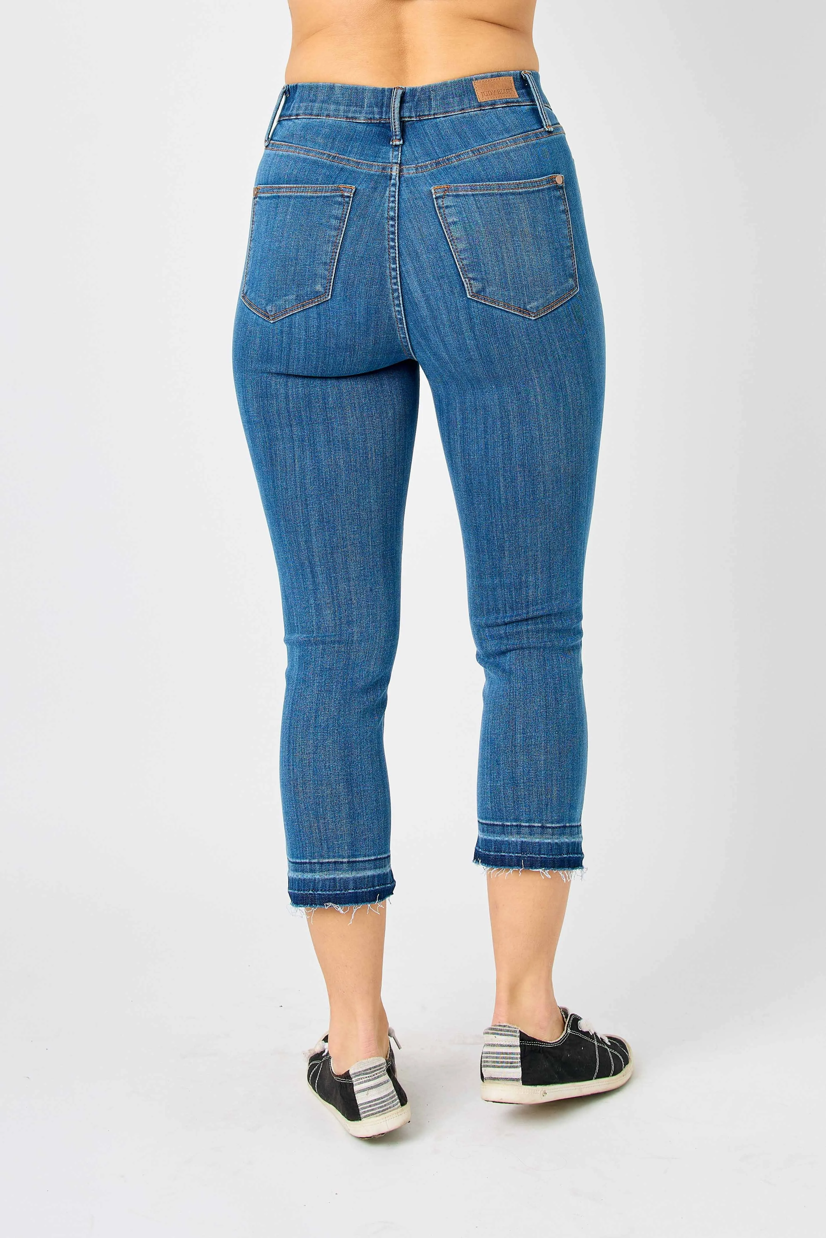 High Waist Pull on Capri Jeans