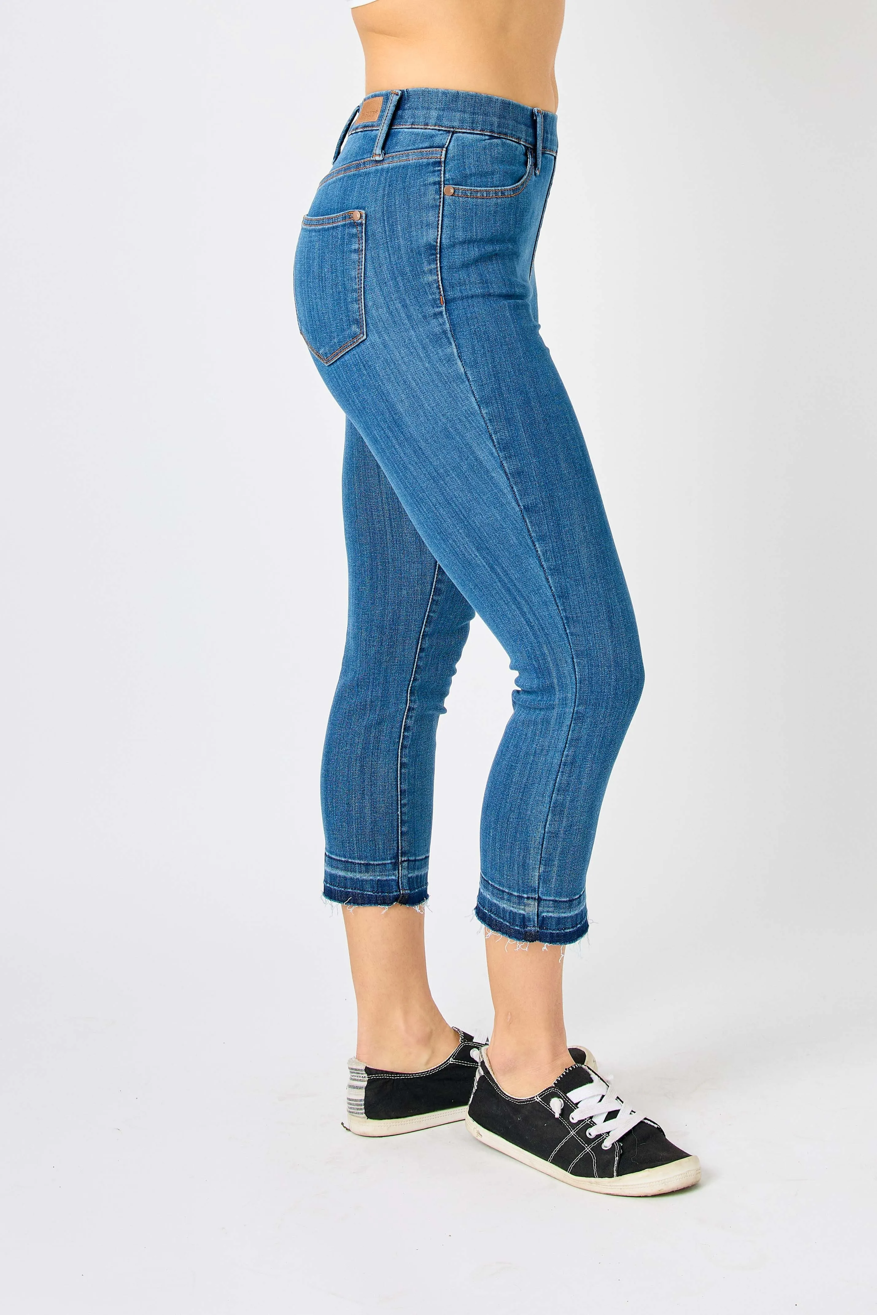 High Waist Pull on Capri Jeans