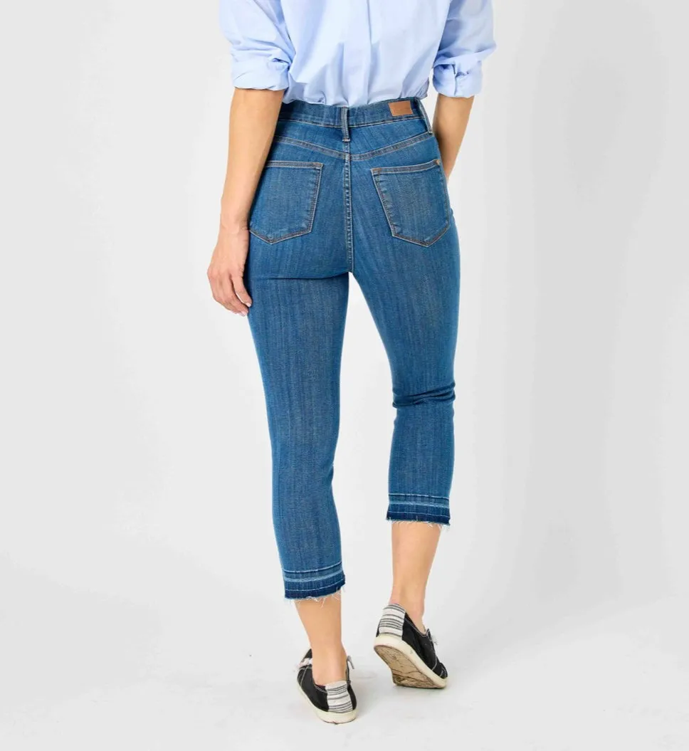 Jana Pull On Capri Jeans