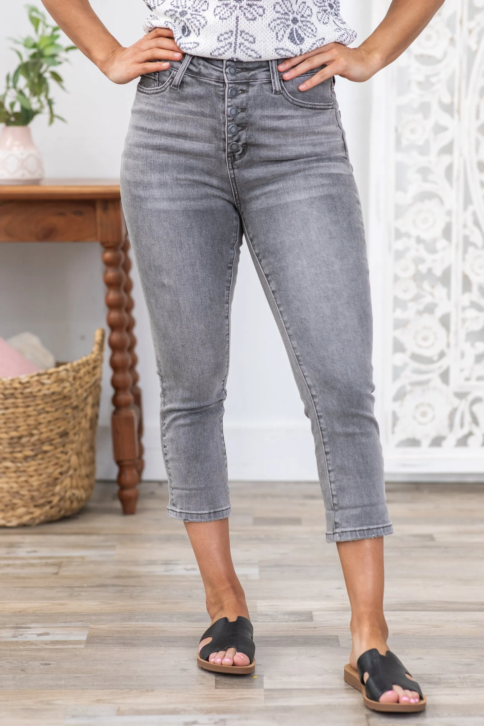 Judy Blue Grey Cuffed Button Fly Capris