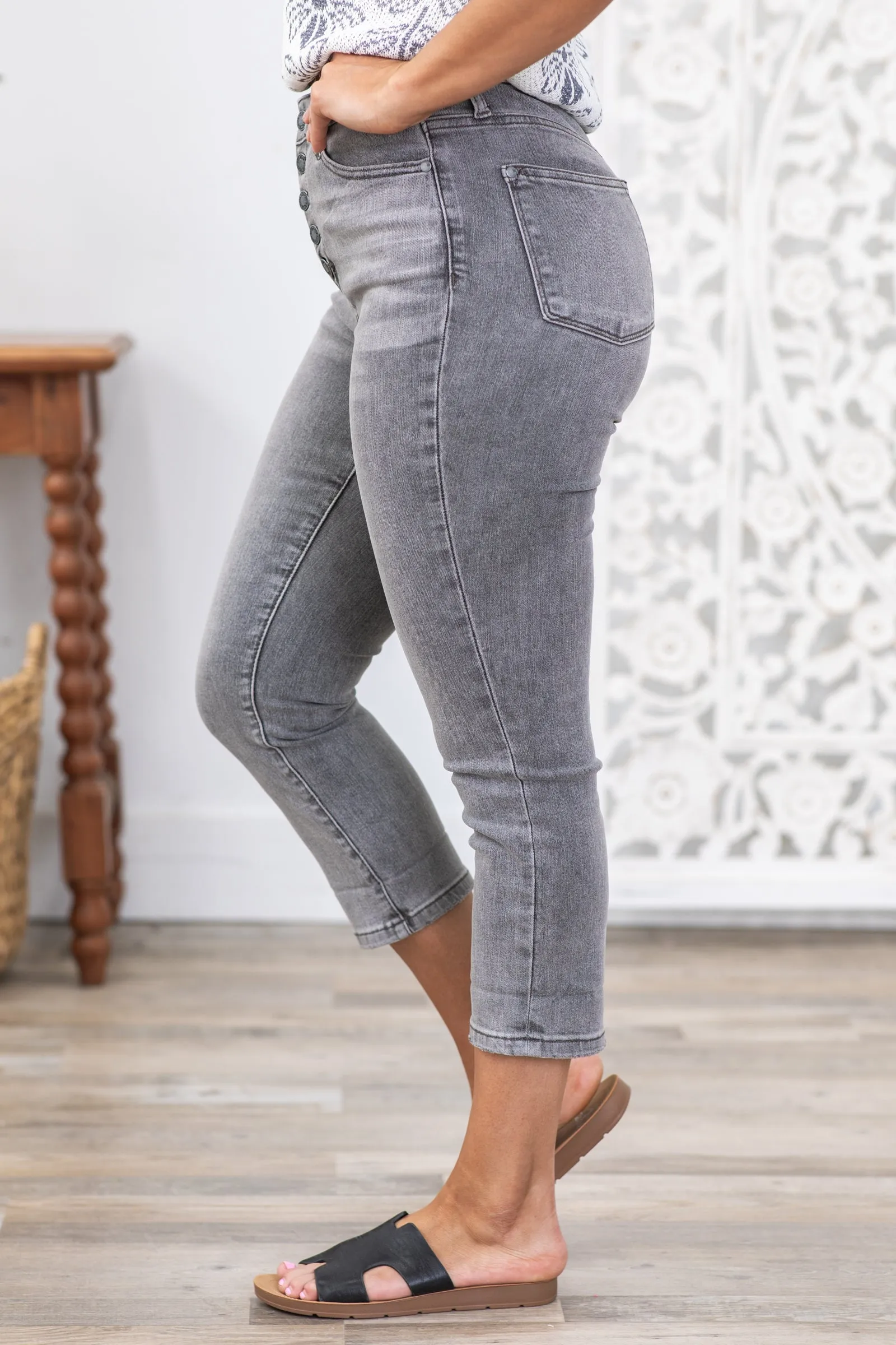 Judy Blue Grey Cuffed Button Fly Capris
