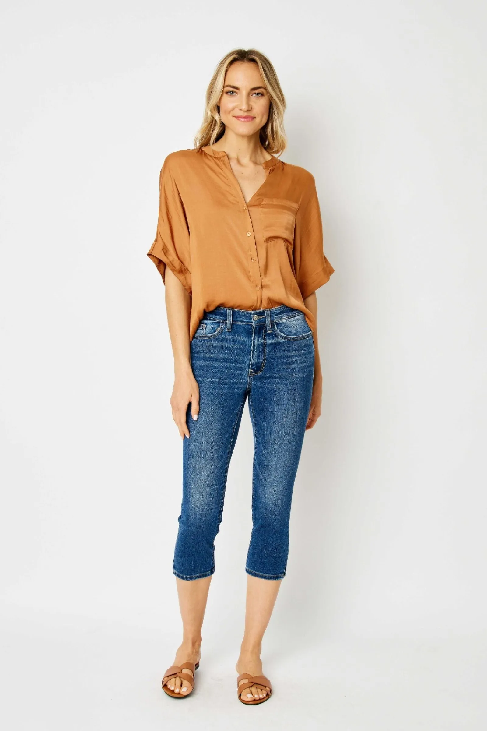Judy Blue | Molly Midrise Capri