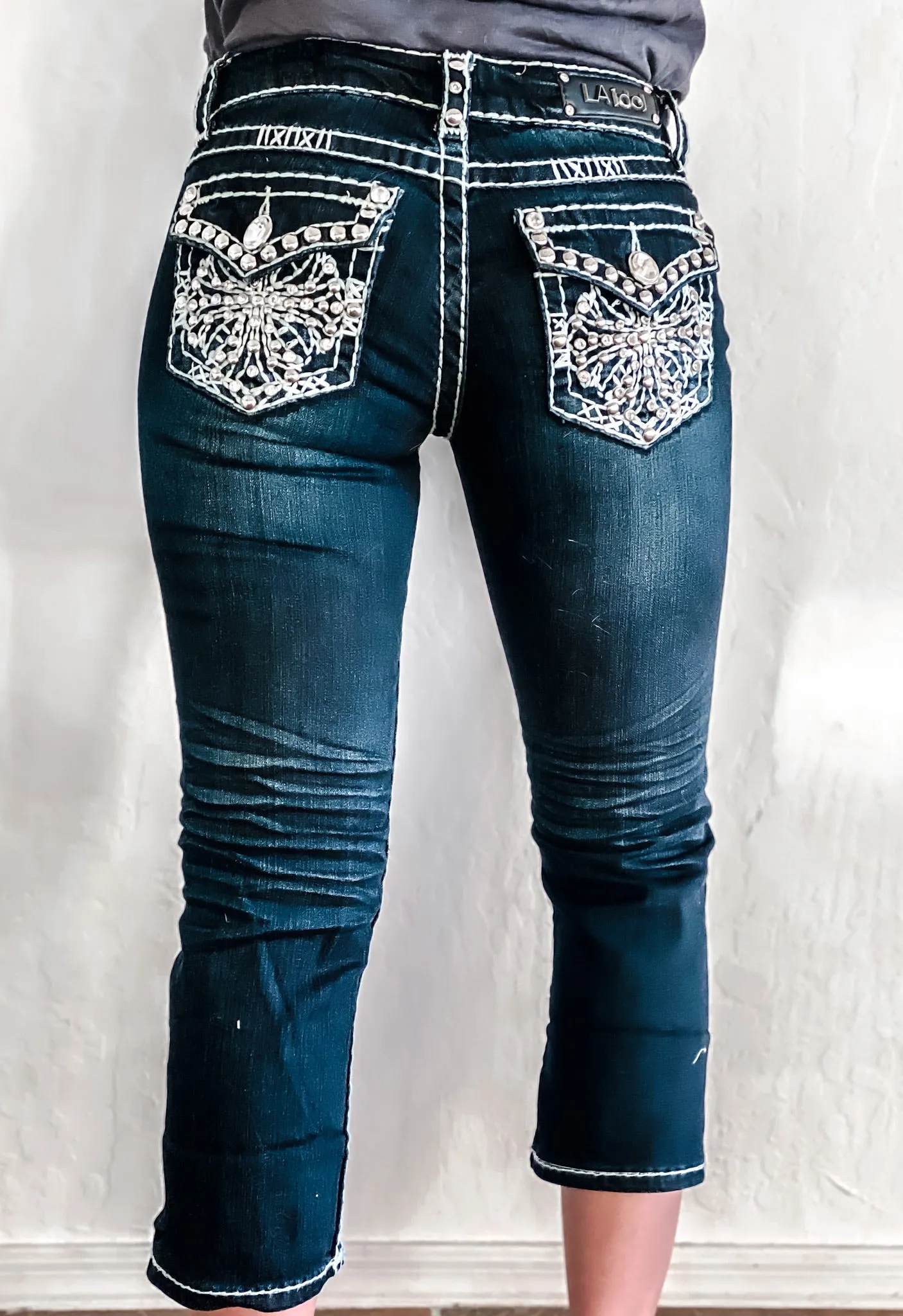 L.A. IDOL BLING CROSS CAPRIS