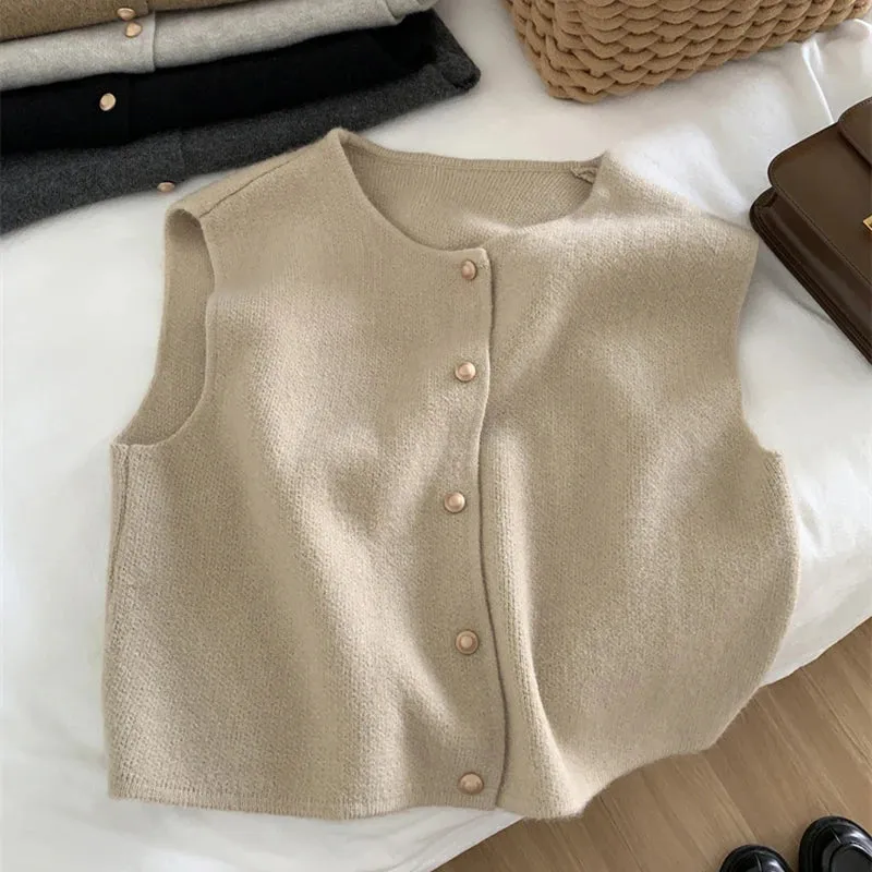 Lily | Knitted Waistcoat for Perfect Layering