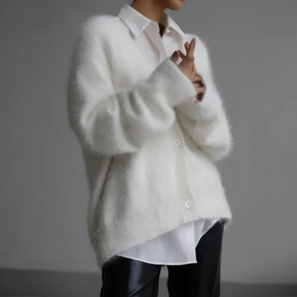 Linda - Elegant Spring Cardigan