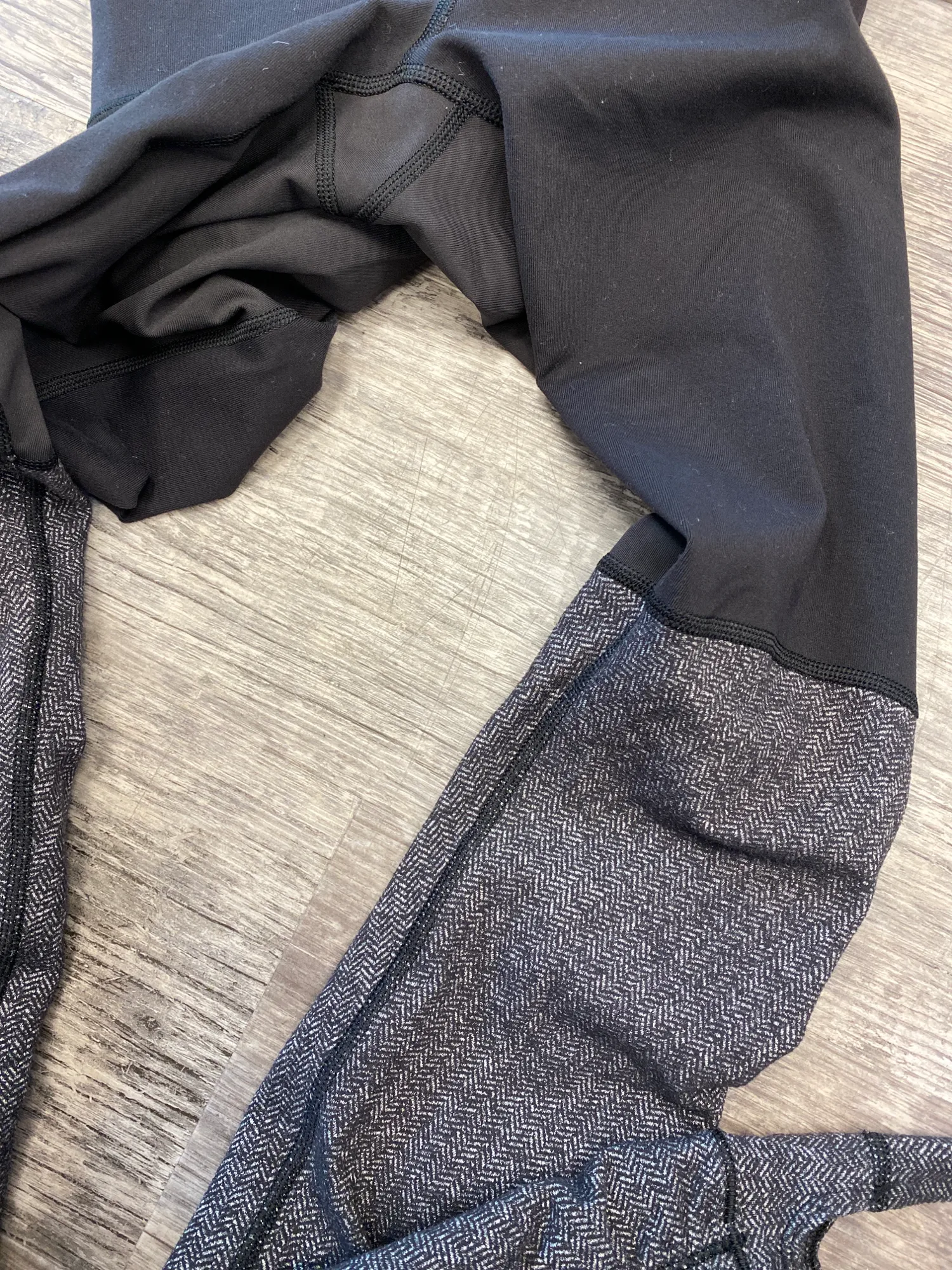 Lulu Lemon Athletic Pants Size 4