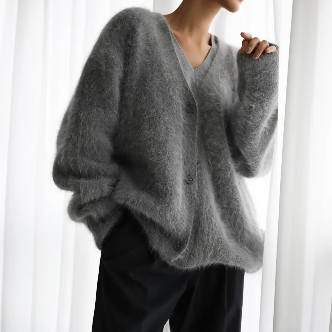 Luna | Elegant Spring Cardigan