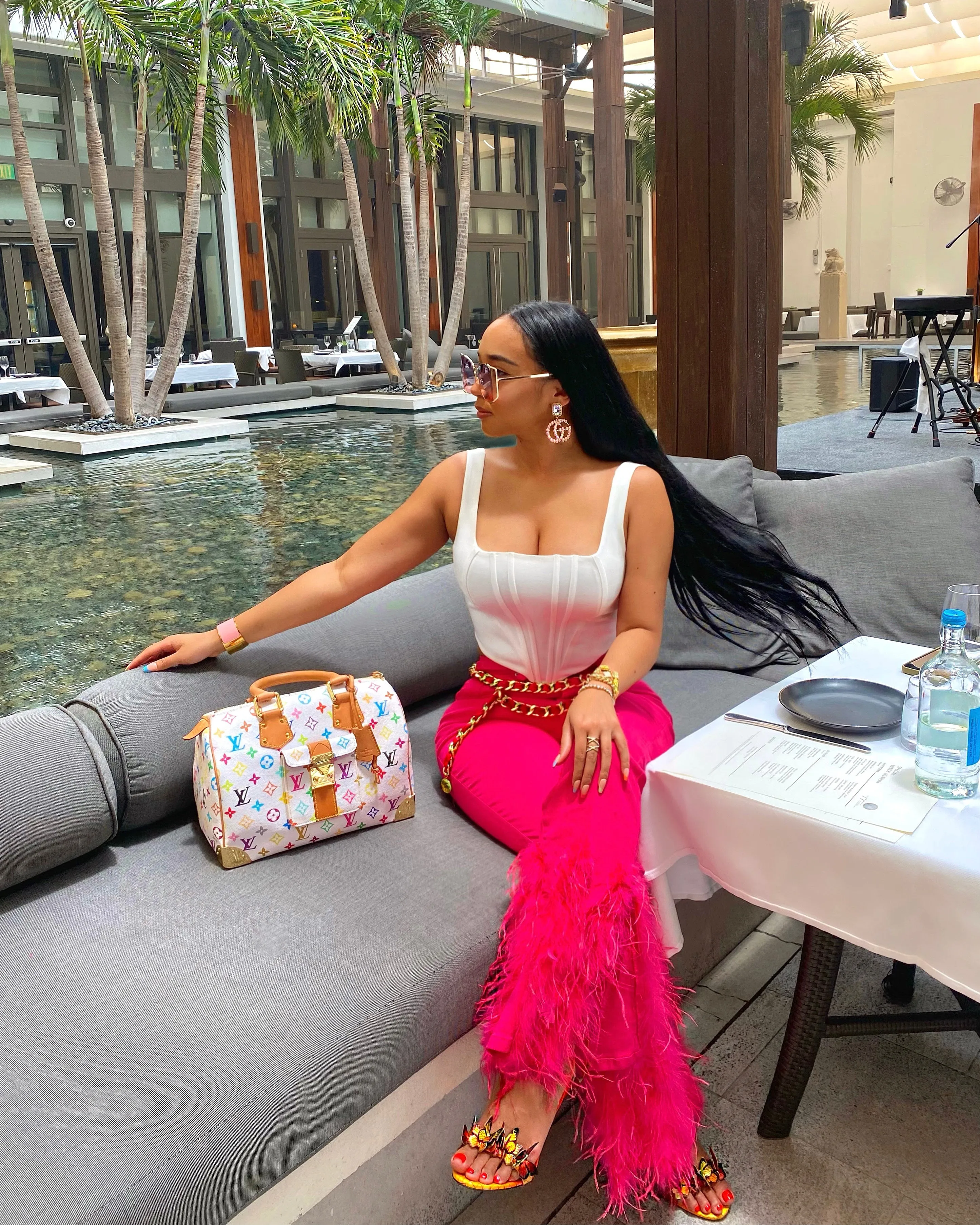 Miami Mami Flamingo Look