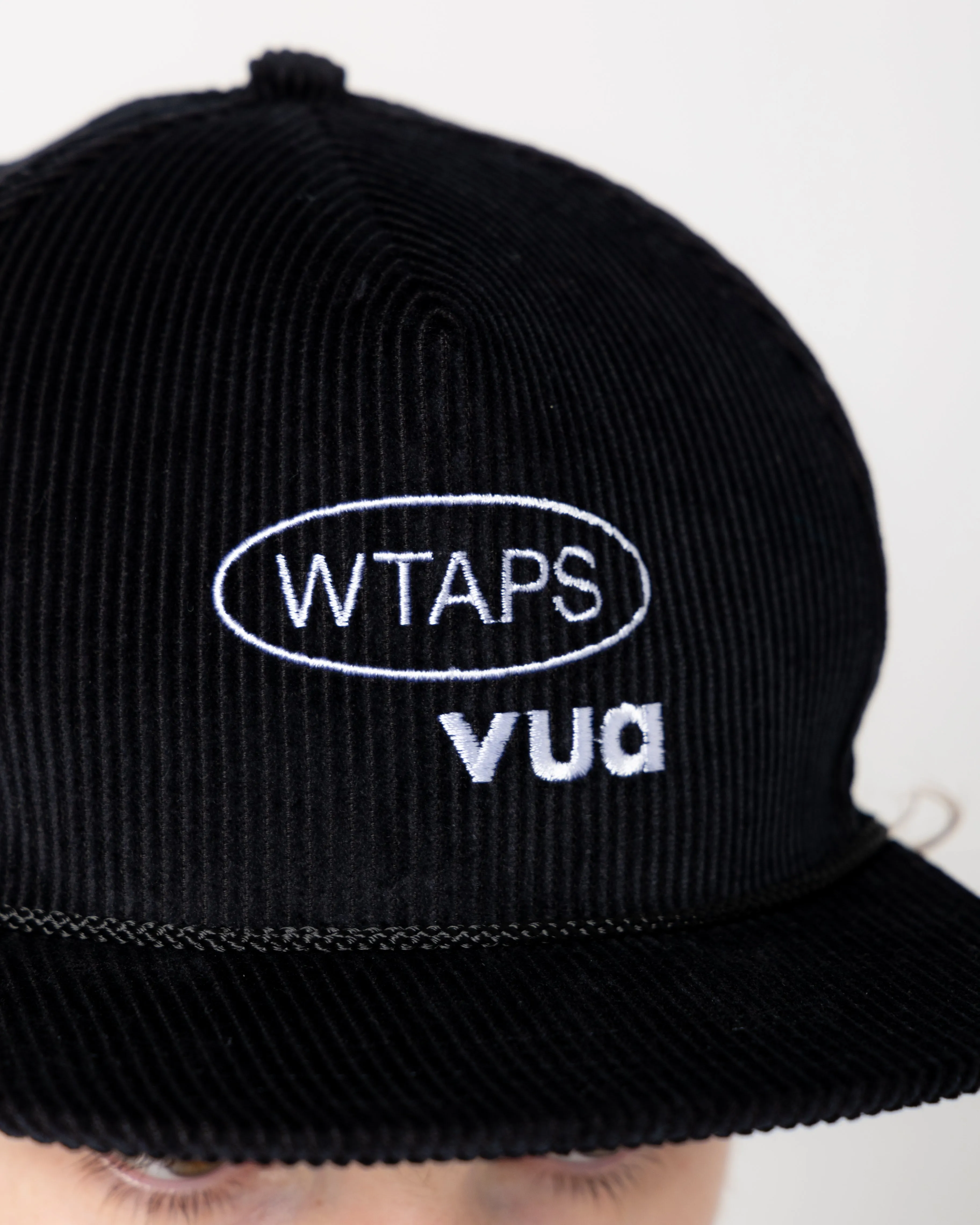 Militia 01 / Cap / Cotton. Corduroy | Black