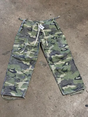 NEW VALE Crystal Camo Cargo Pants
